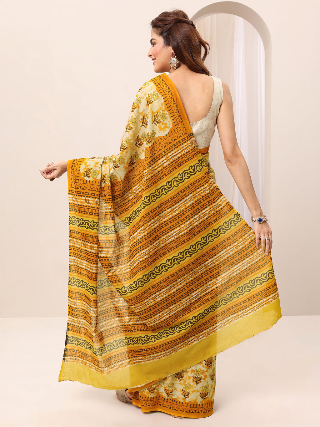 Mustard Printed Cotton Saree With Unstitched Blouse