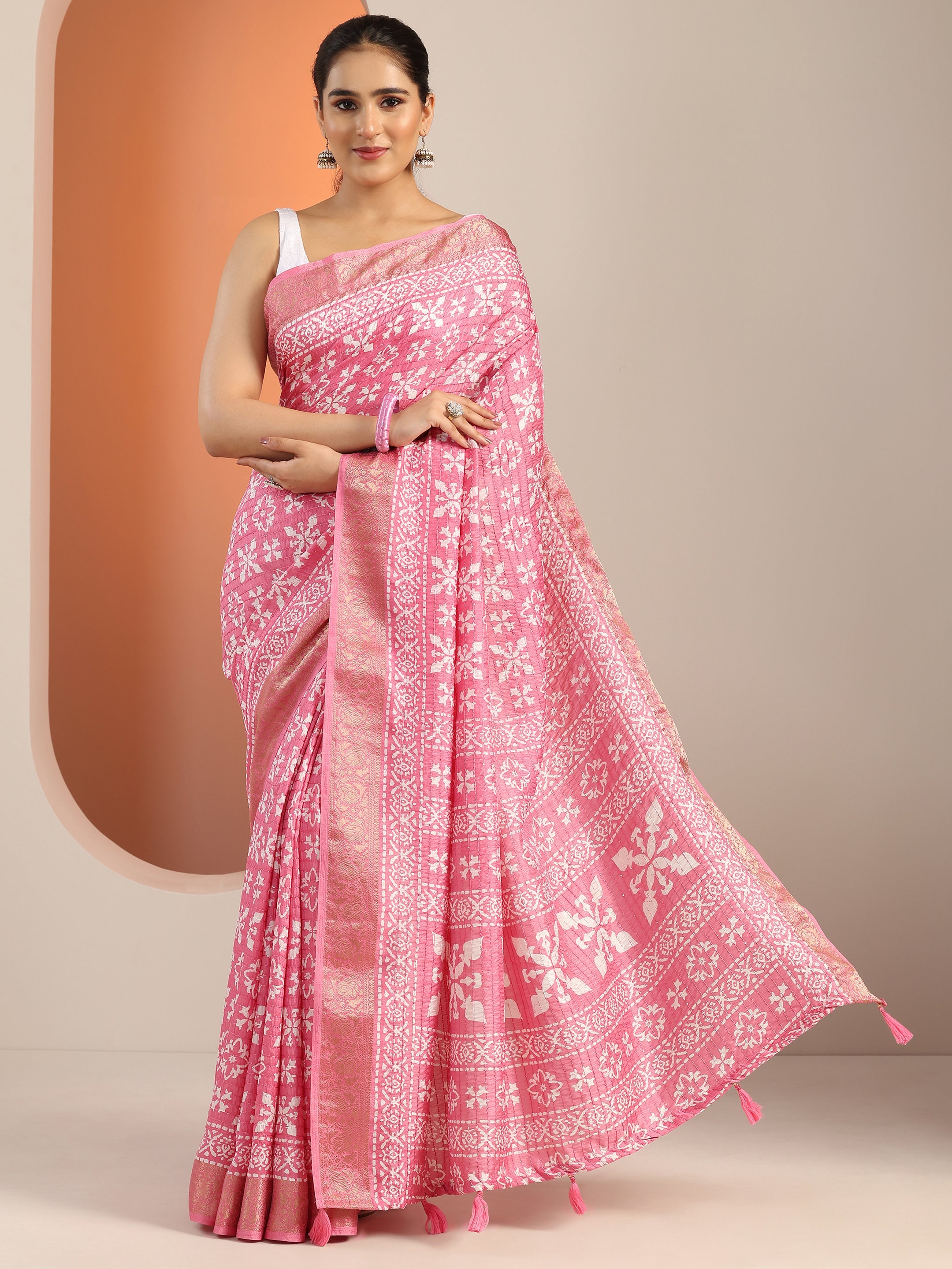 Pink Printed Silk Blend Saree With Unstitched Blouse Piece