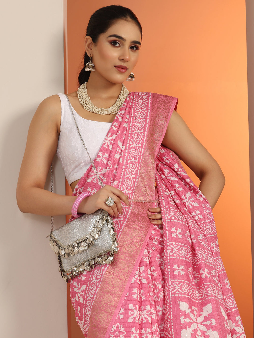Pink Printed Silk Blend Saree With Unstitched Blouse Piece
