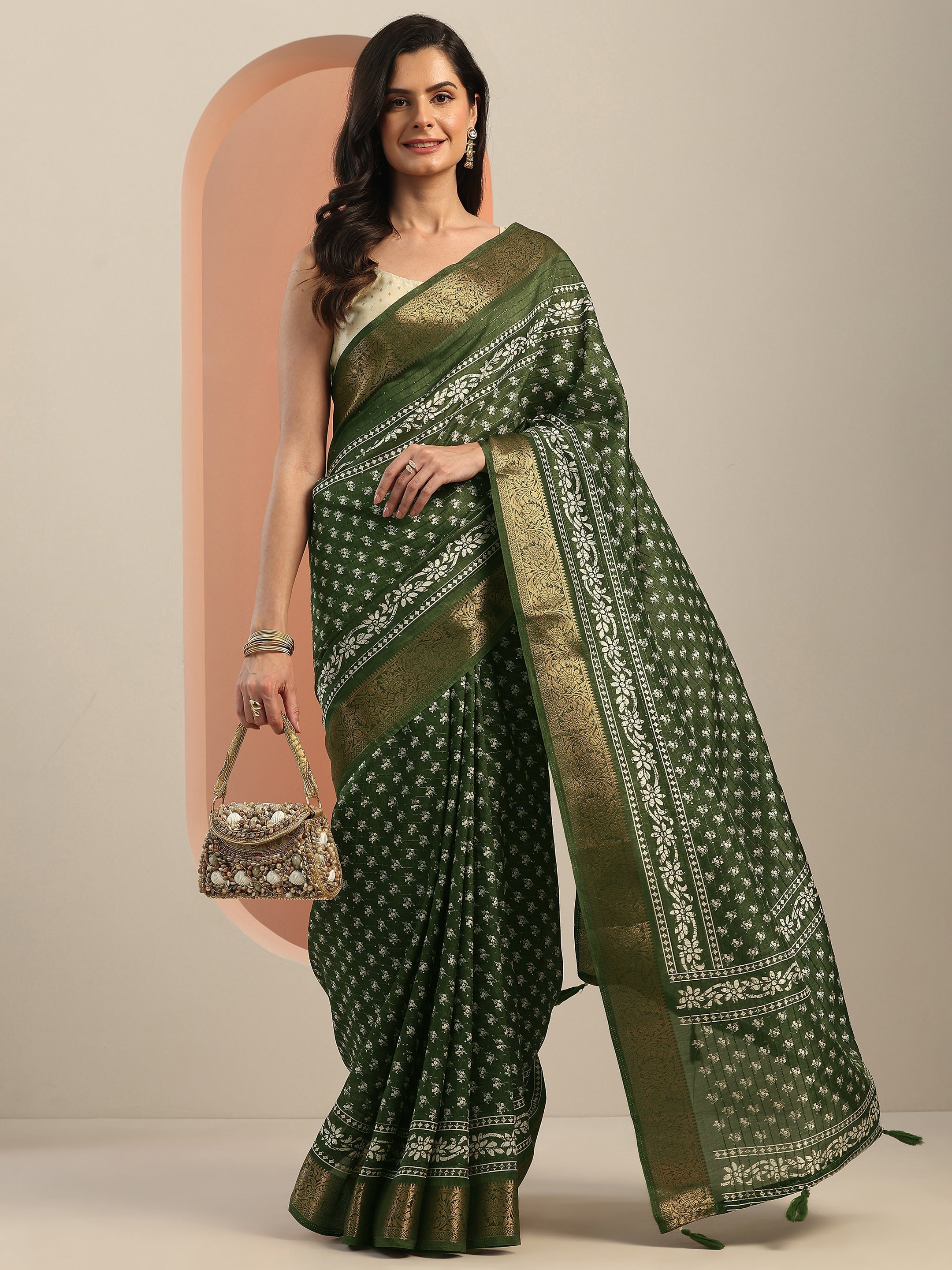 Green Printed Silk Blend Saree With Unstitched Blouse Piece