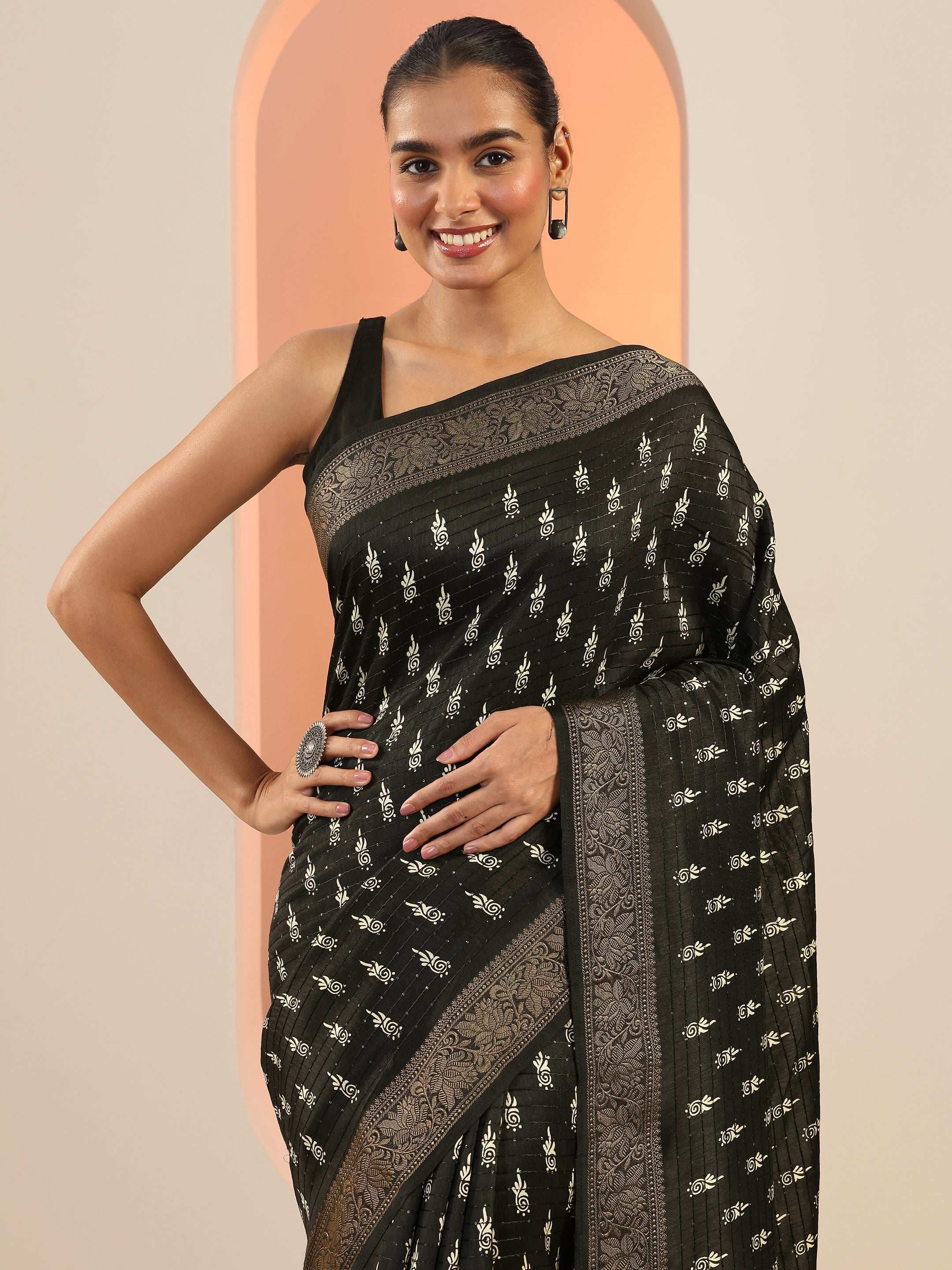Black Printed Silk Saree With Unstitched Blouse Piece