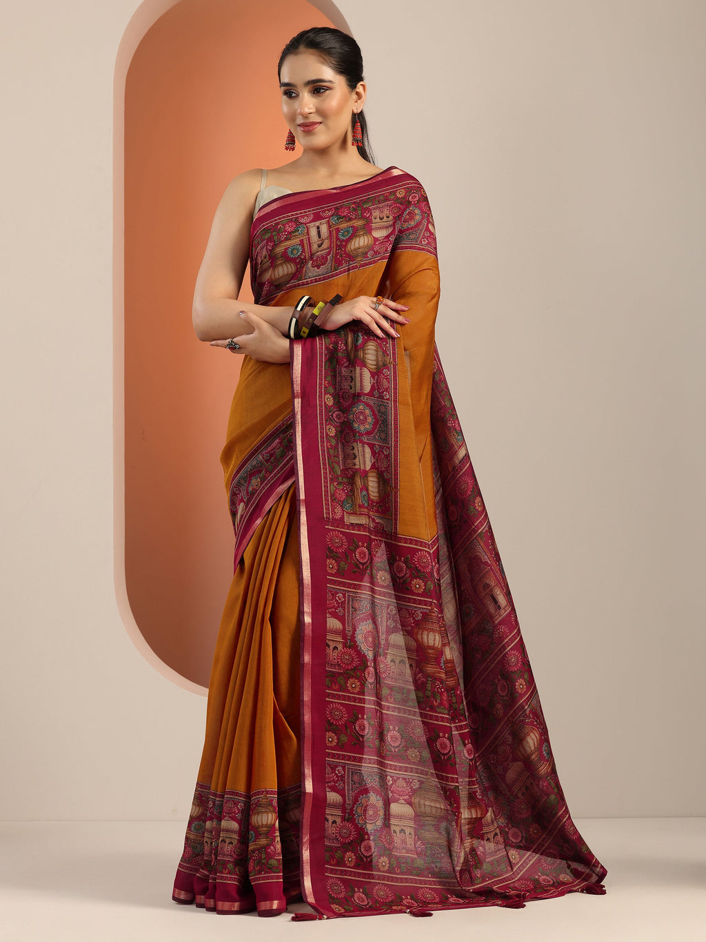 Mustard Solid Cotton Blend Saree With Unstitched Blouse Piece