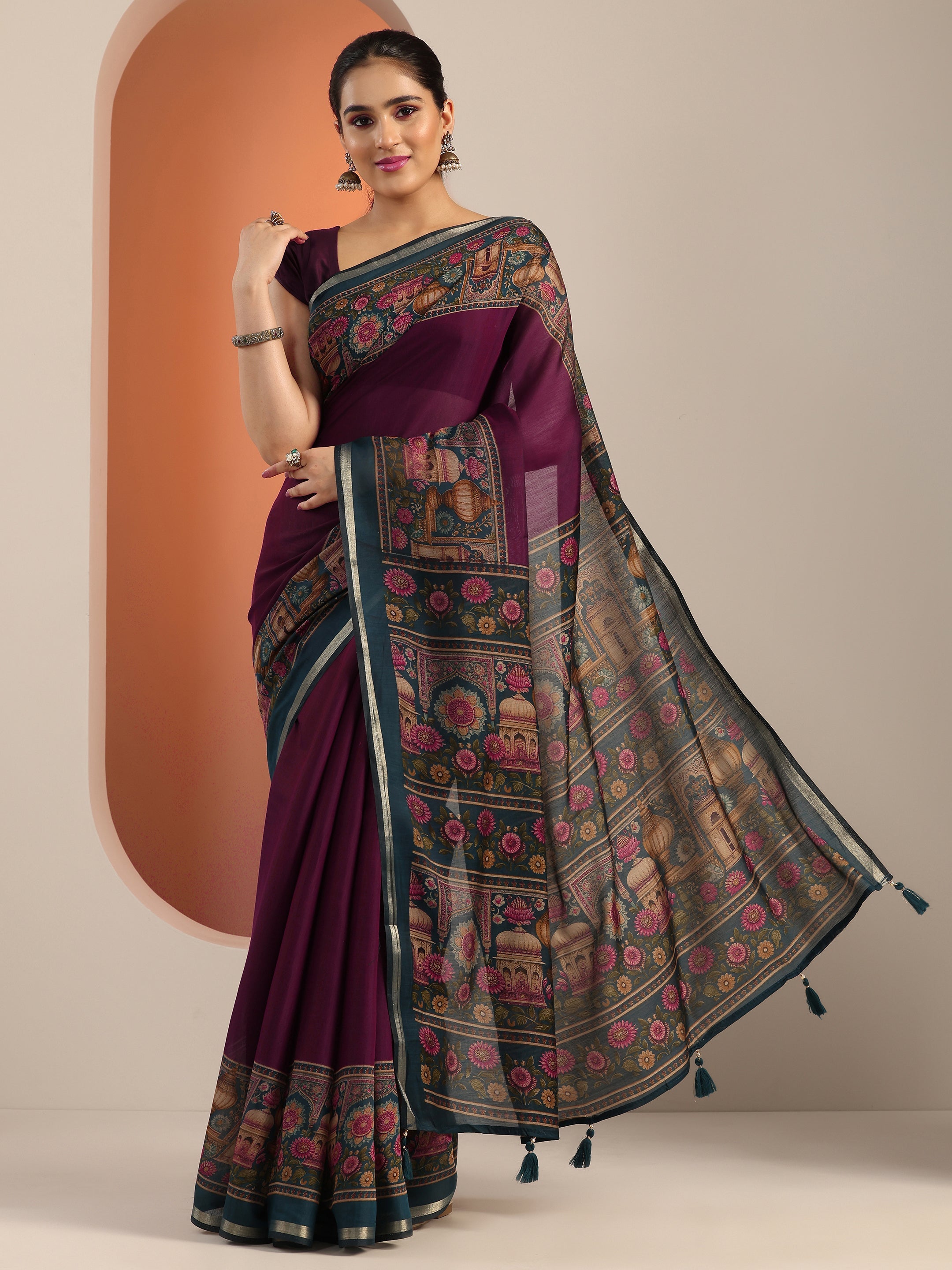 Burgundy Solid Cotton Blend Saree With Unstitched Blouse Piece