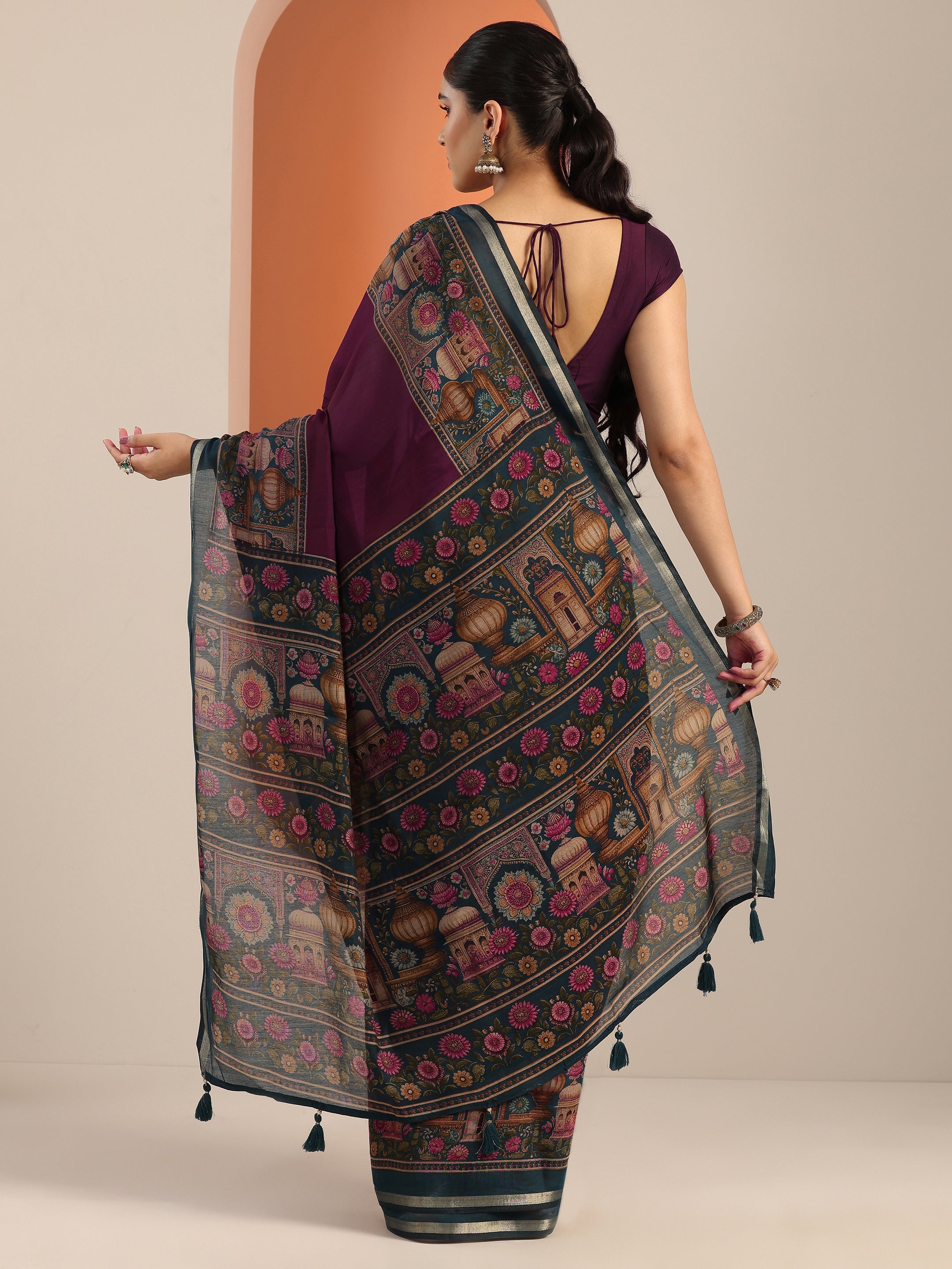 Burgundy Solid Cotton Blend Saree With Unstitched Blouse Piece