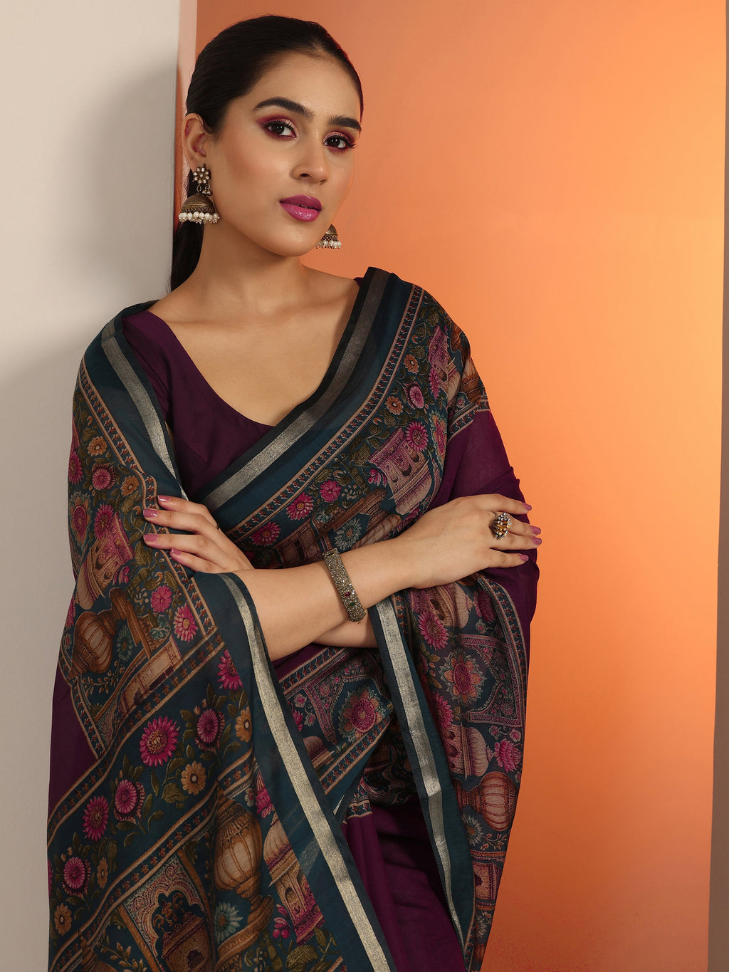 Burgundy Solid Cotton Blend Saree With Unstitched Blouse Piece