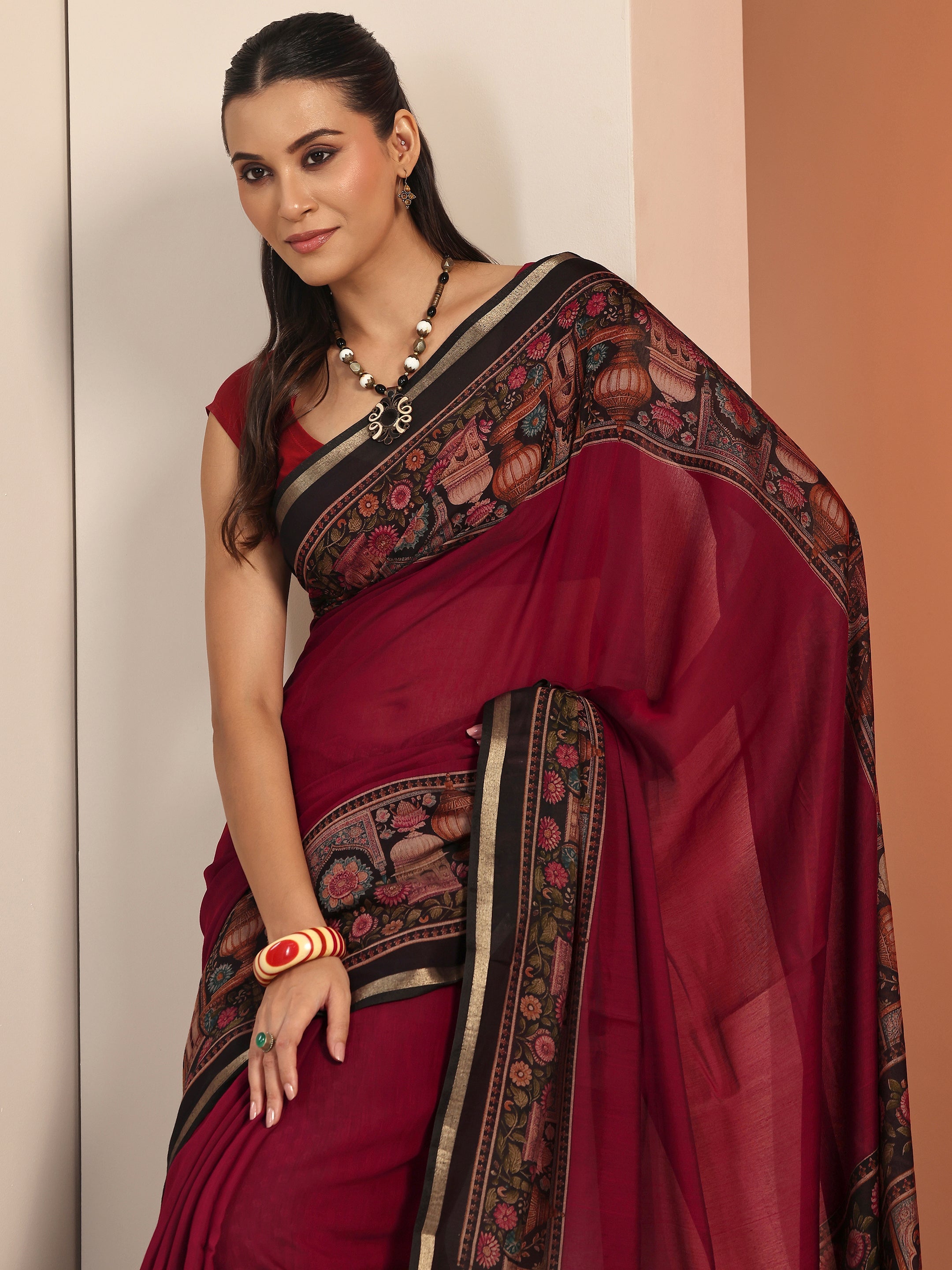 Maroon Solid Cotton Blend Saree With Unstitched Blouse Piece