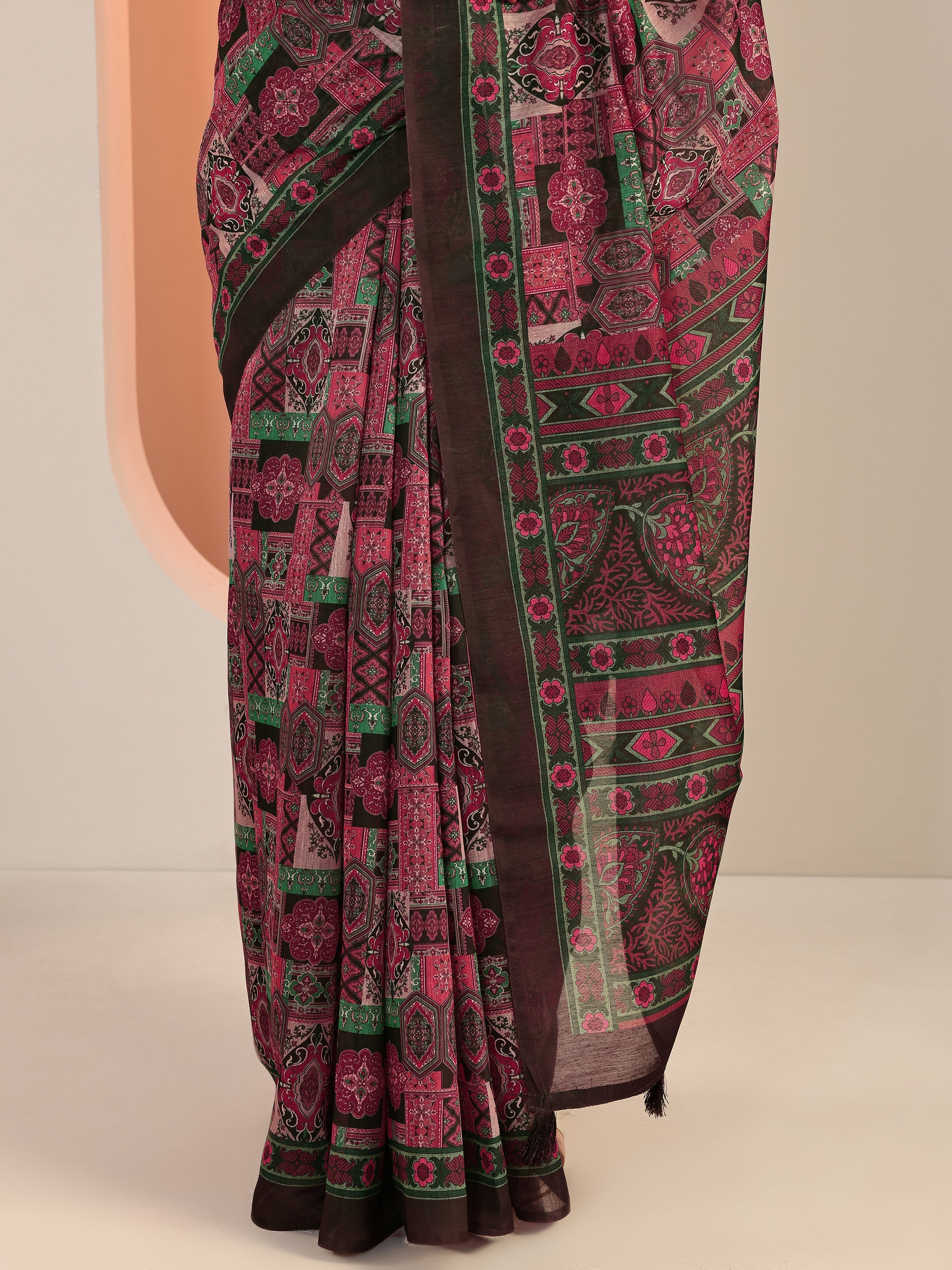 Multi Printed Silk Blend Saree With Unstitched Blouse Piece