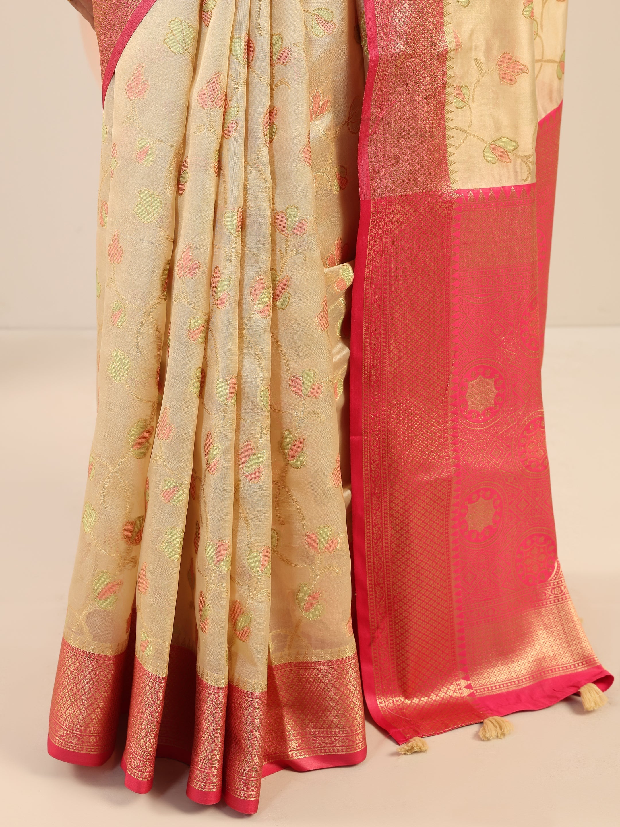 Beige Woven Design Banarasi Silk Saree With Unstitched Blouse Piece