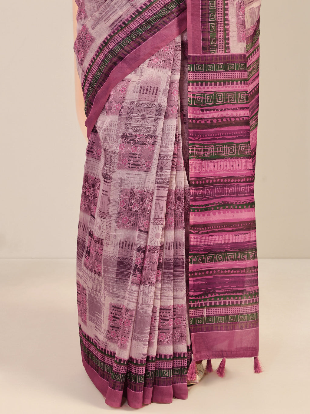 Mauve Printed Silk Blend Saree With Unstitched Blouse Piece