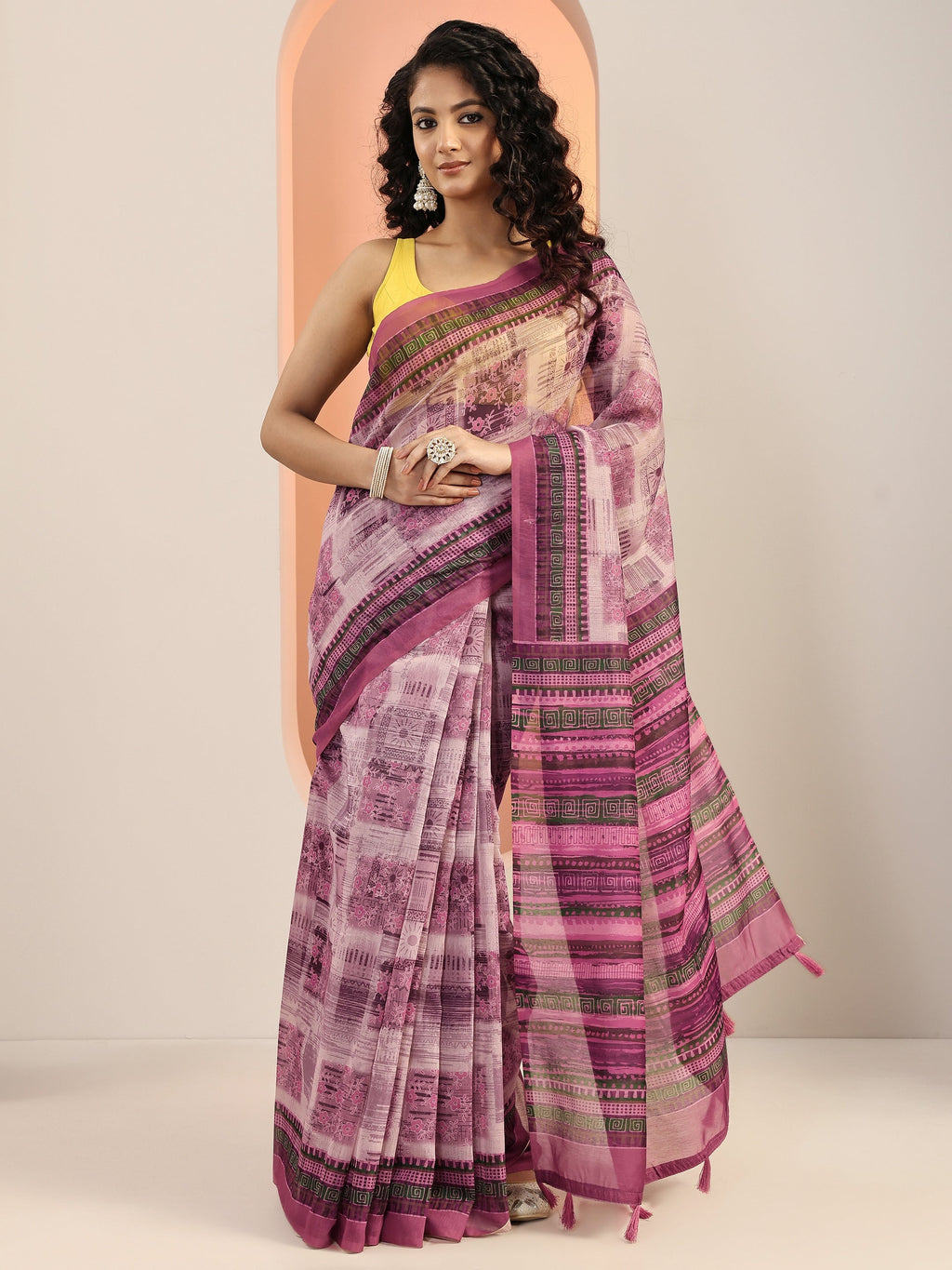 Mauve Printed Silk Blend Saree With Unstitched Blouse Piece