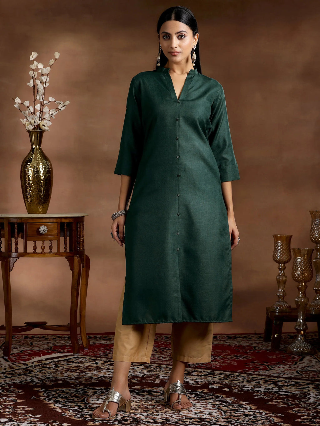 Green Solid Cotton Blend Straight Kurta