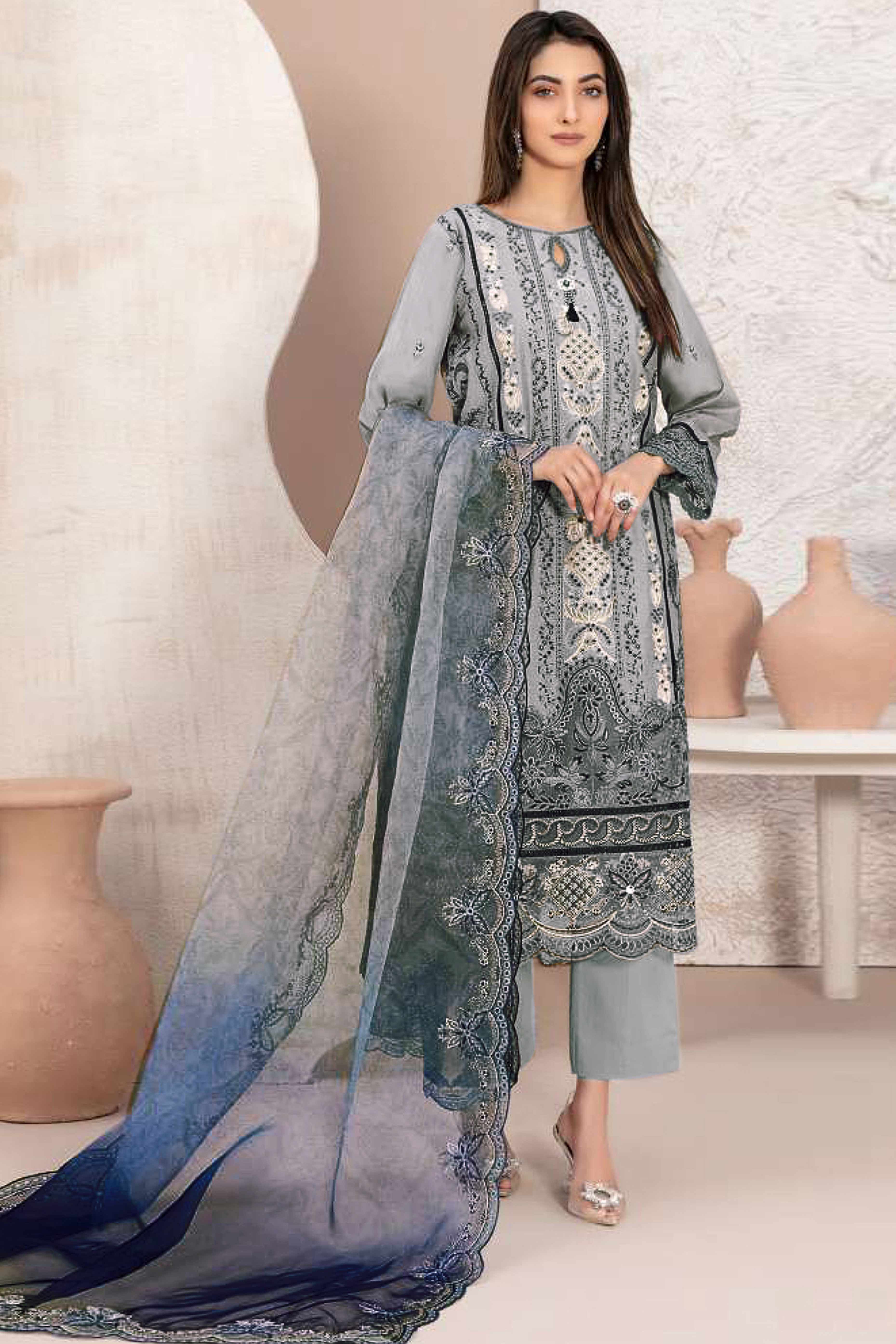 Grey Floral Design Dress Material Crafted from Lightweight Georgette Fabric