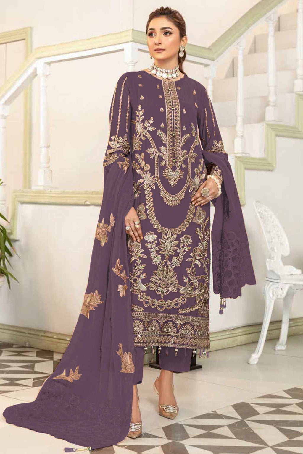 Mauve Floral Design Dress Material Crafted from Lightweight Georgette Fabric