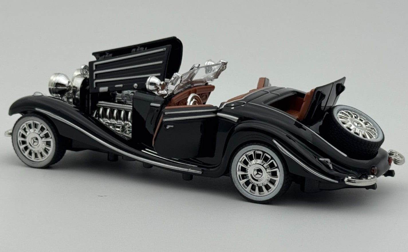 1936 Mercedes Benz 500K 1:24 Roadster diecast scale model car collectible | Assorted Colors