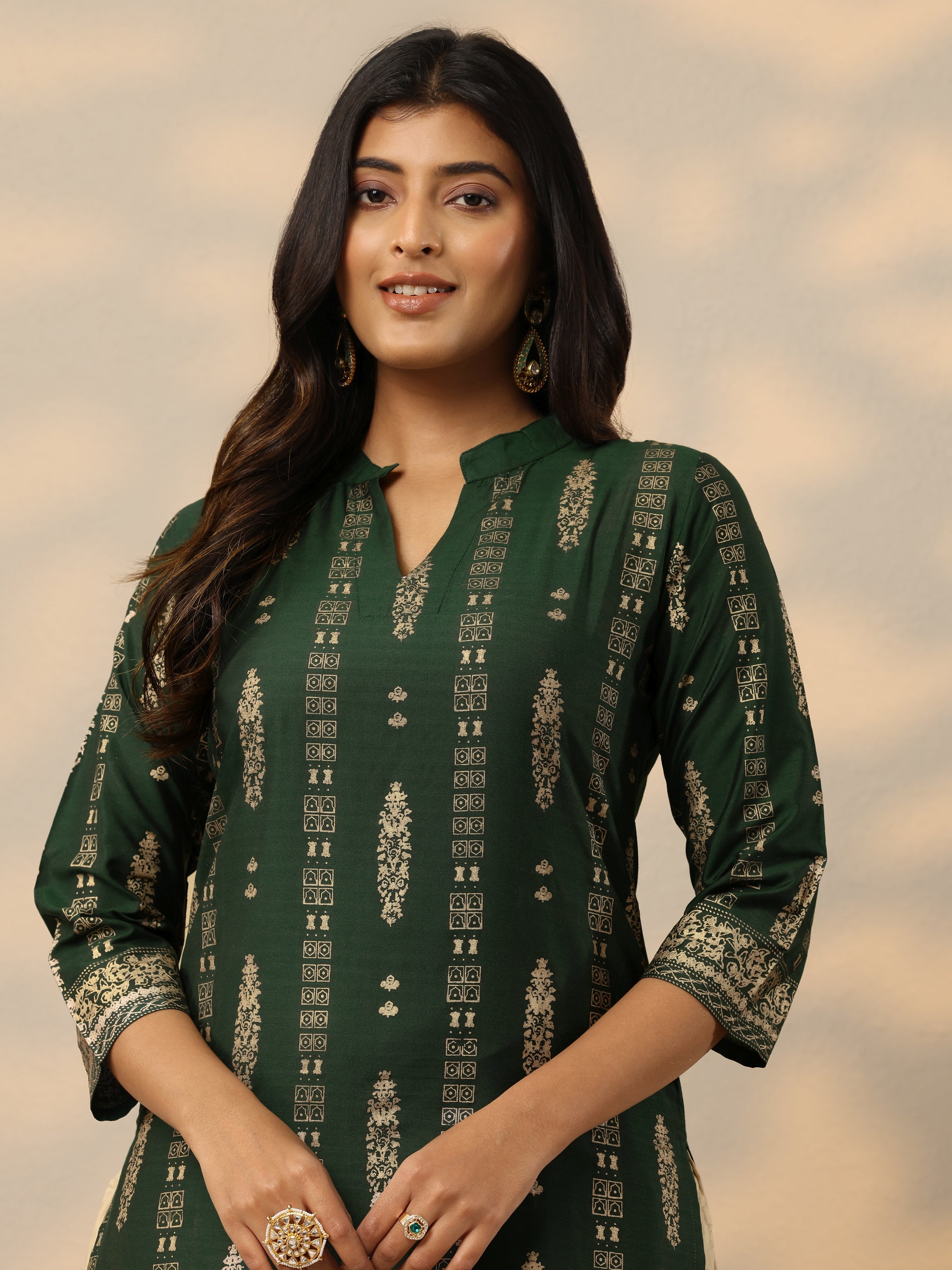 Green Printed Silk Straight Kurta