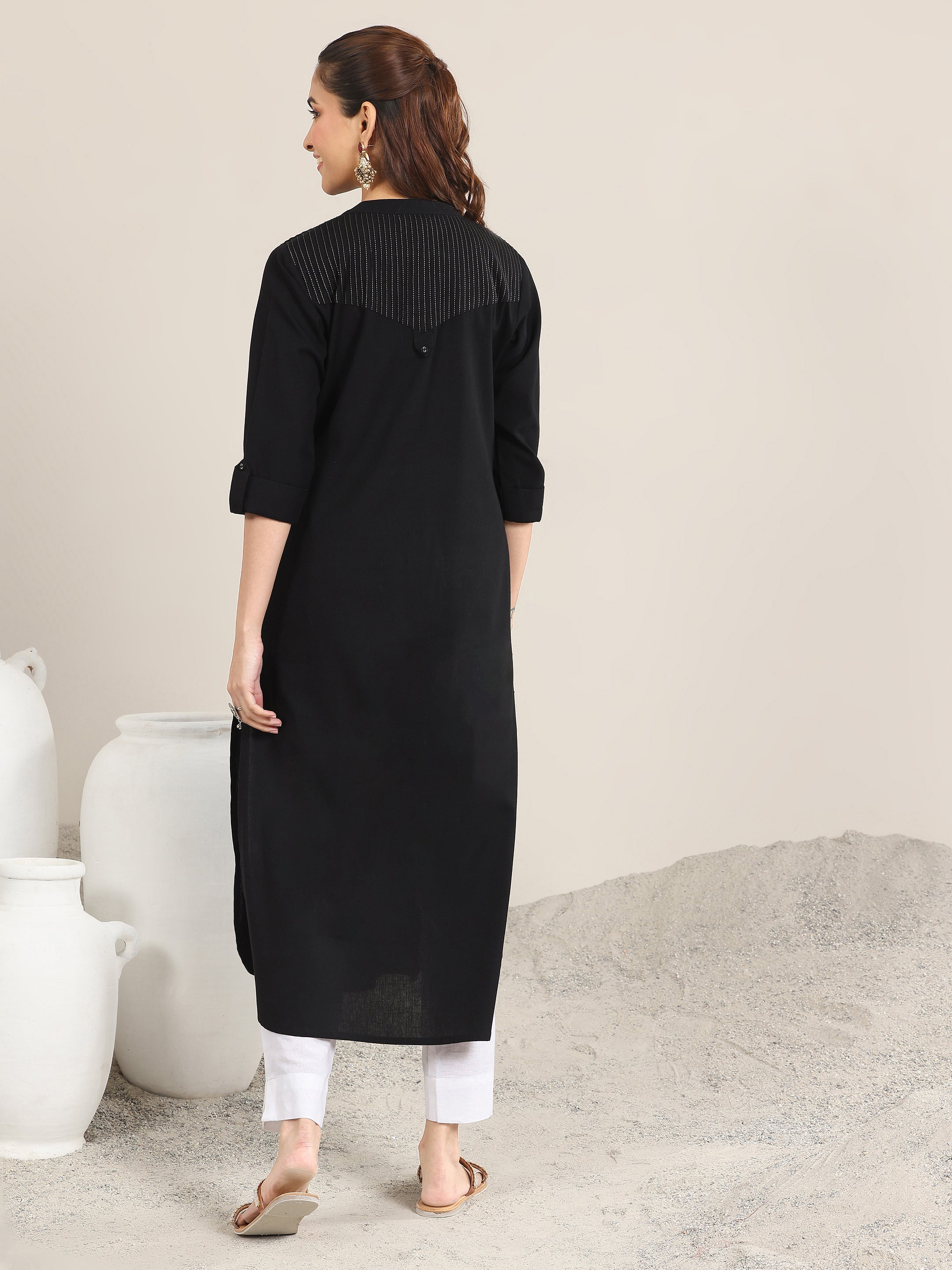 Black Solid Cotton Straight Kurta