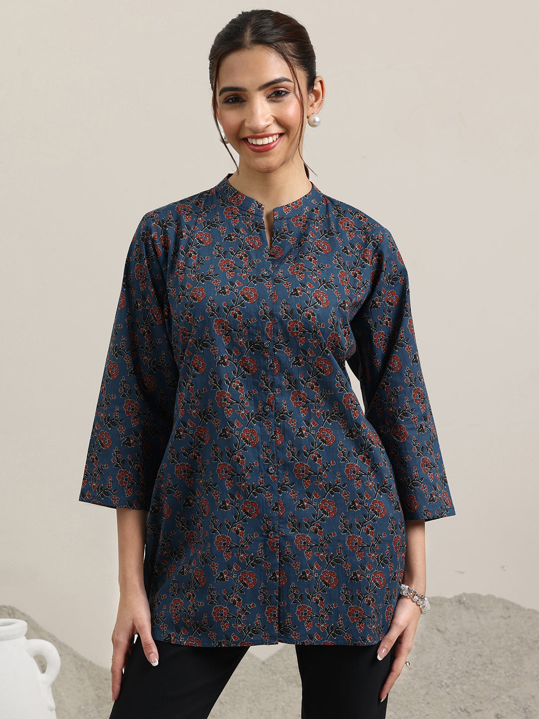 Blue Printed Cotton Straight Short Kurti