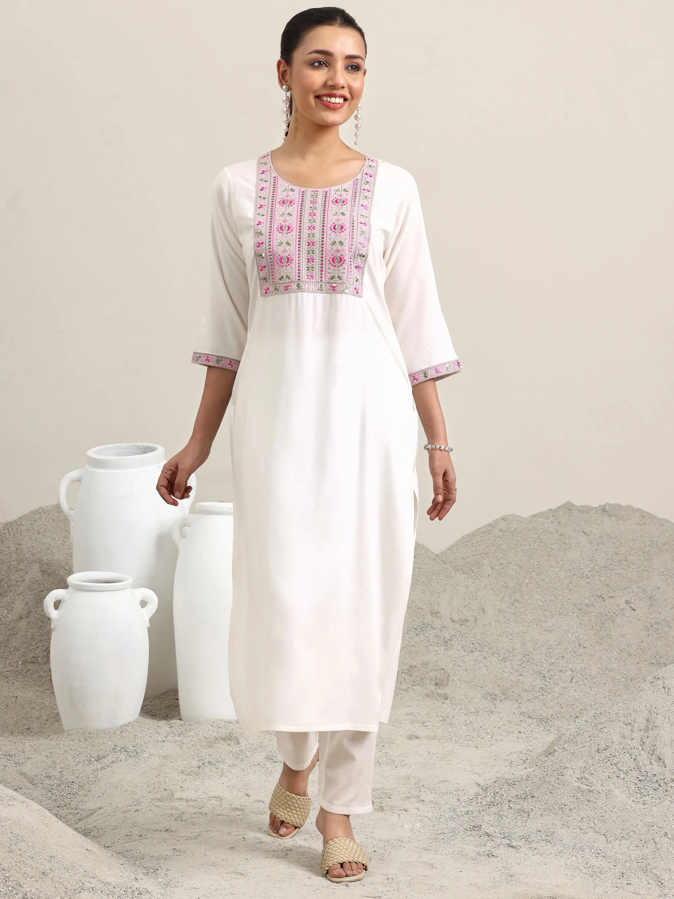 Off White Yoke Design Rayon Straight Kurta