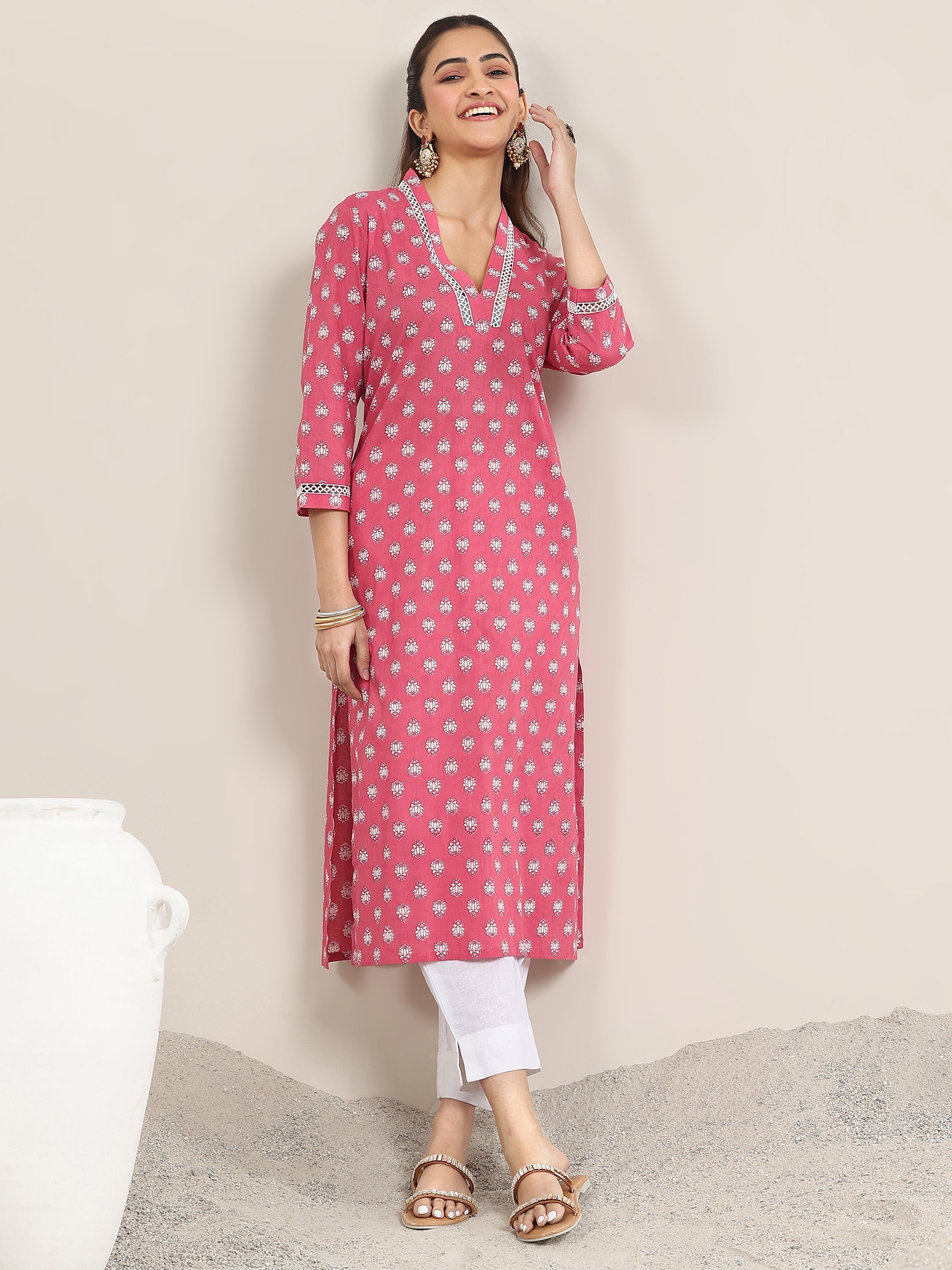 Pink Printed Cotton Straight Kurta
