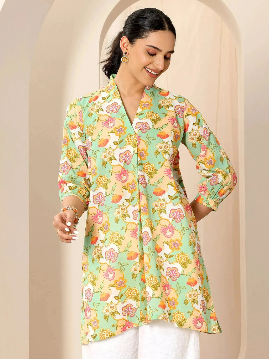 Multicoloured Printed Cotton Blend Straight Short Kurti