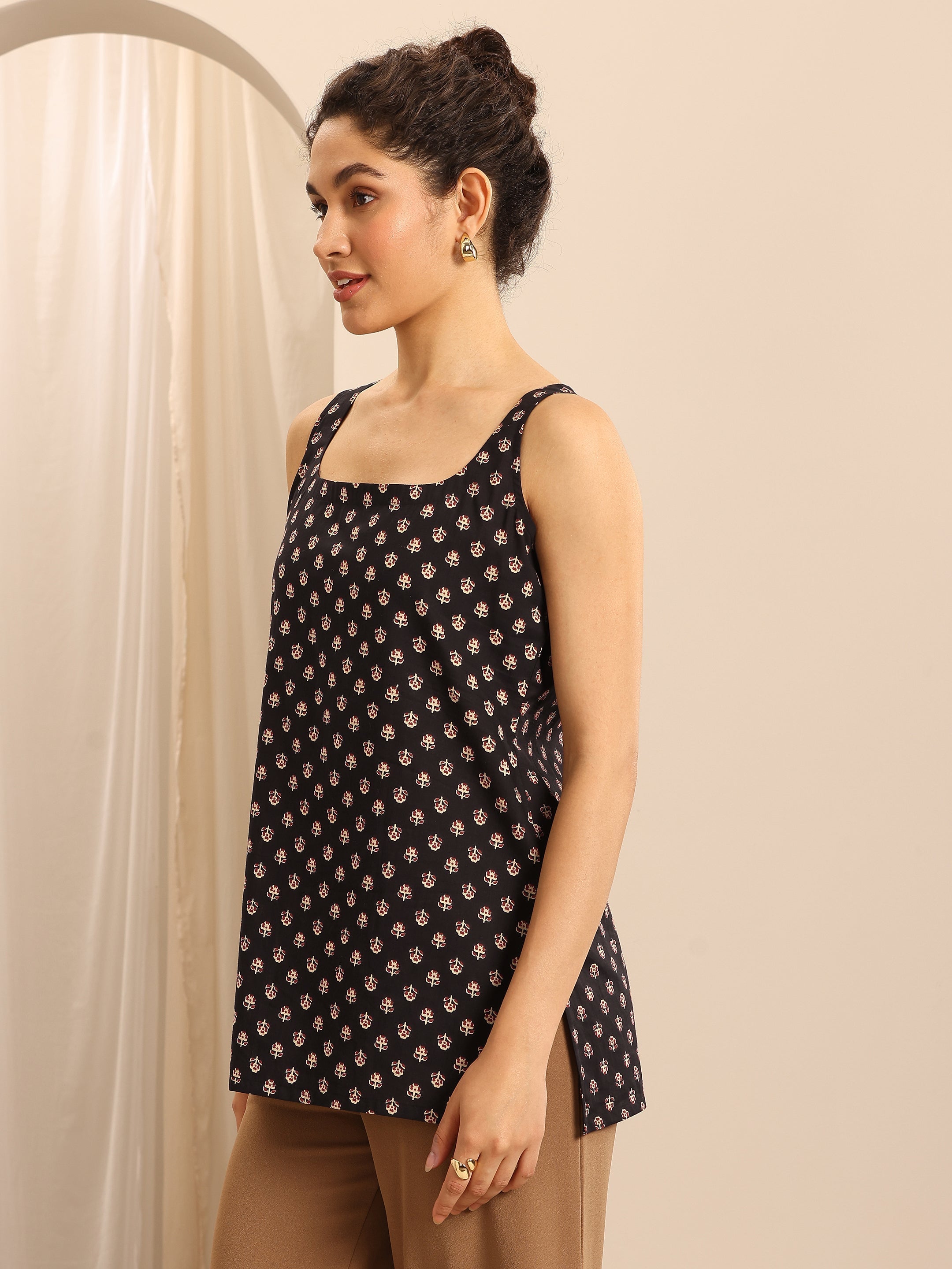 Black Printed Cotton Blend Straight Short Kurti