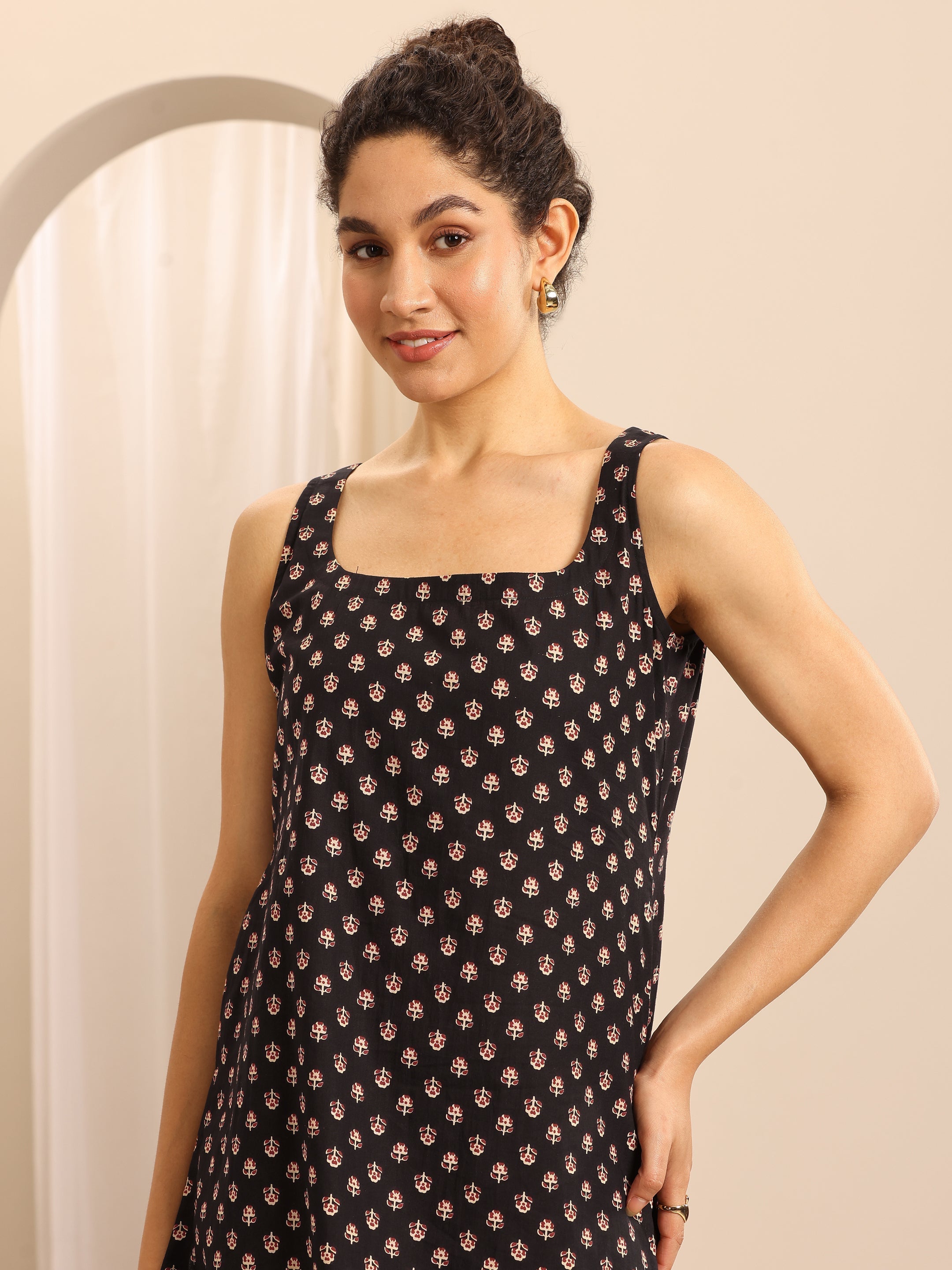 Black Printed Cotton Blend Straight Short Kurti