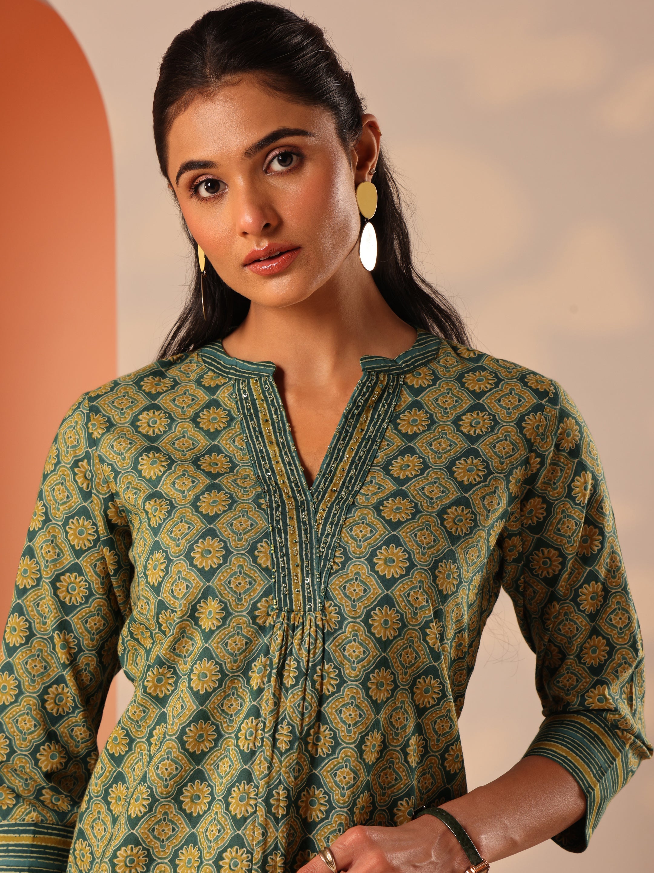 Green Printed Cotton Straight Shorti Kurti