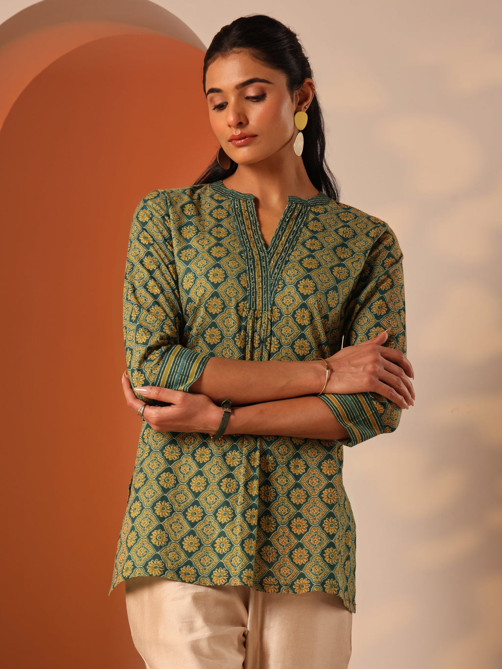Green Printed Cotton Straight Shorti Kurti