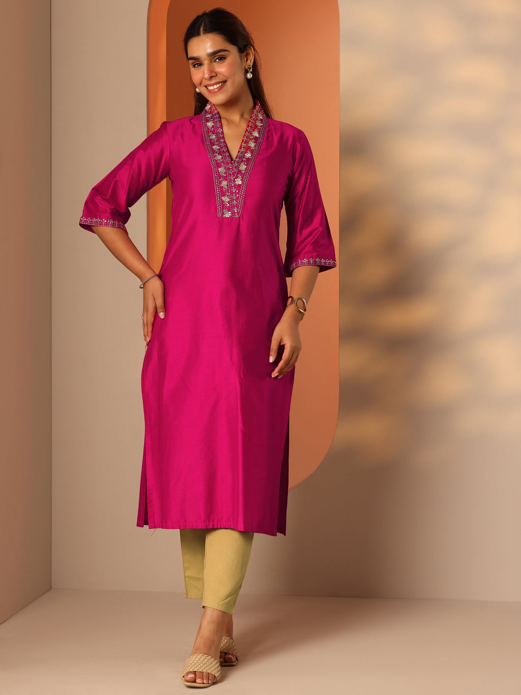Pink Embellished Silk Blend Straight Kurta