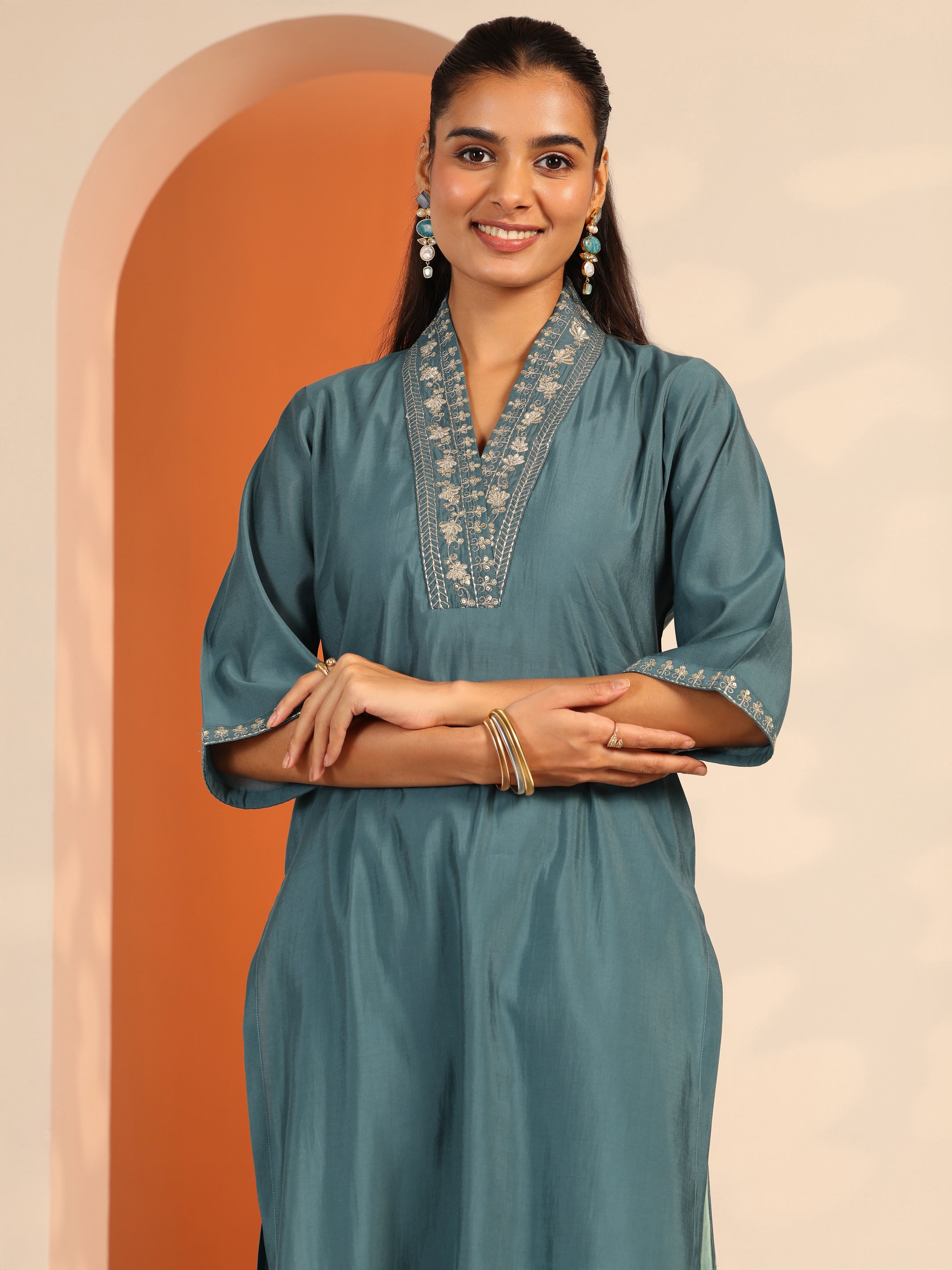 Blue Embellished Silk Blend Straight Kurta