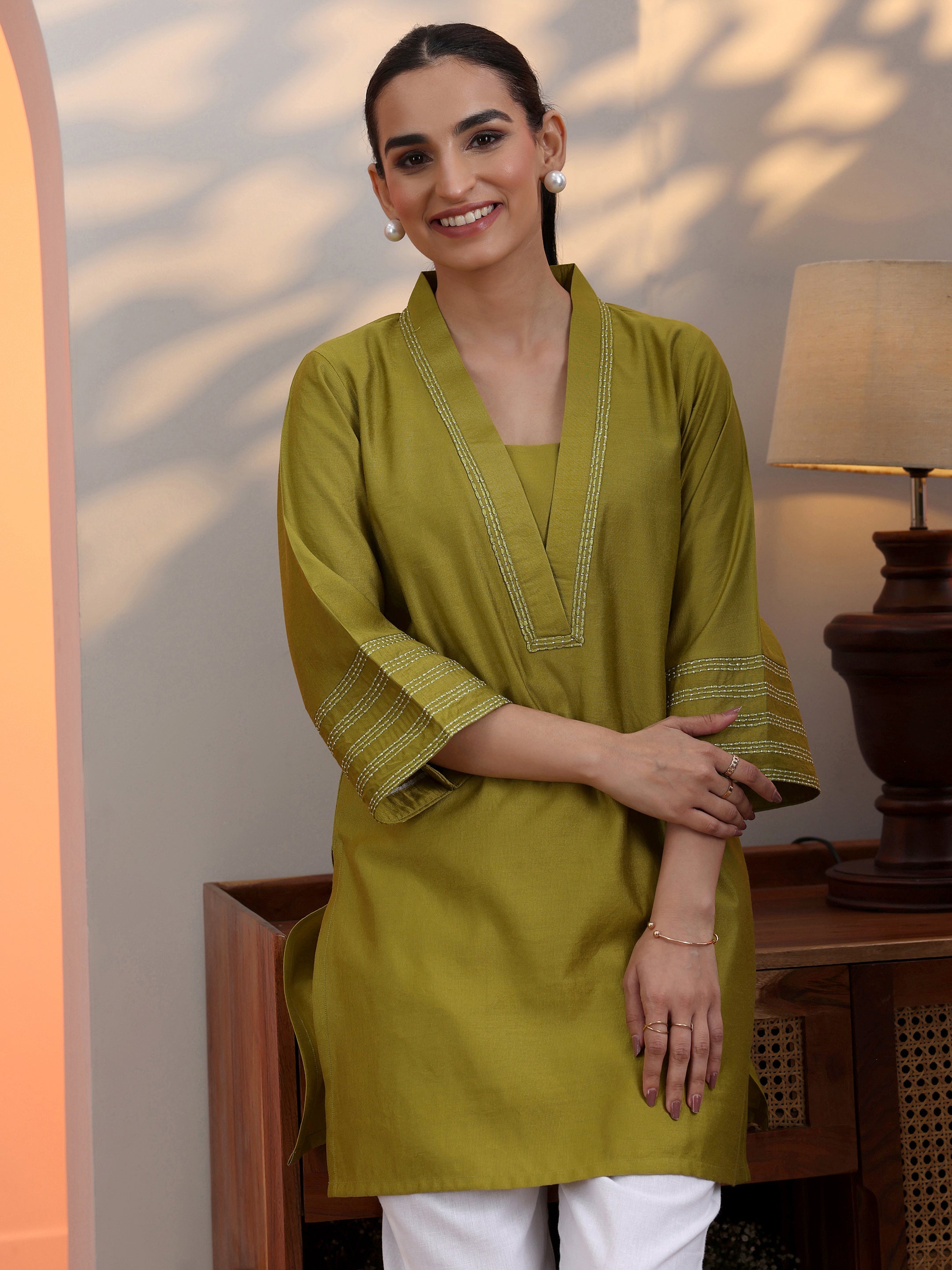 Green Solid Silk Blend Straight Short Kurti