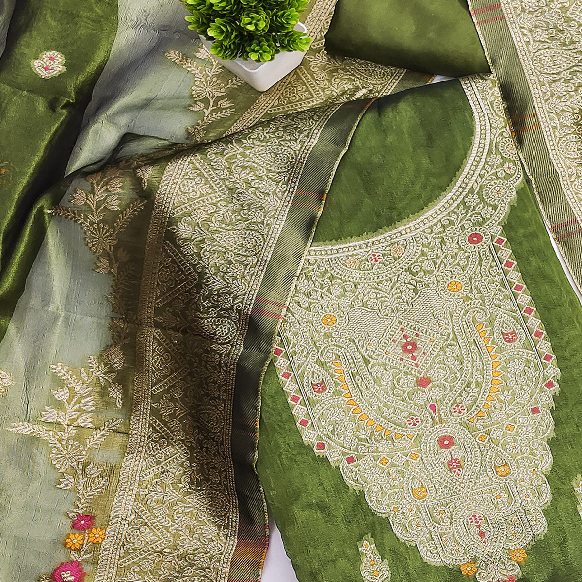 Green Chanderi Silk Fabric with Intricate Floral Zari Woven Detailing
