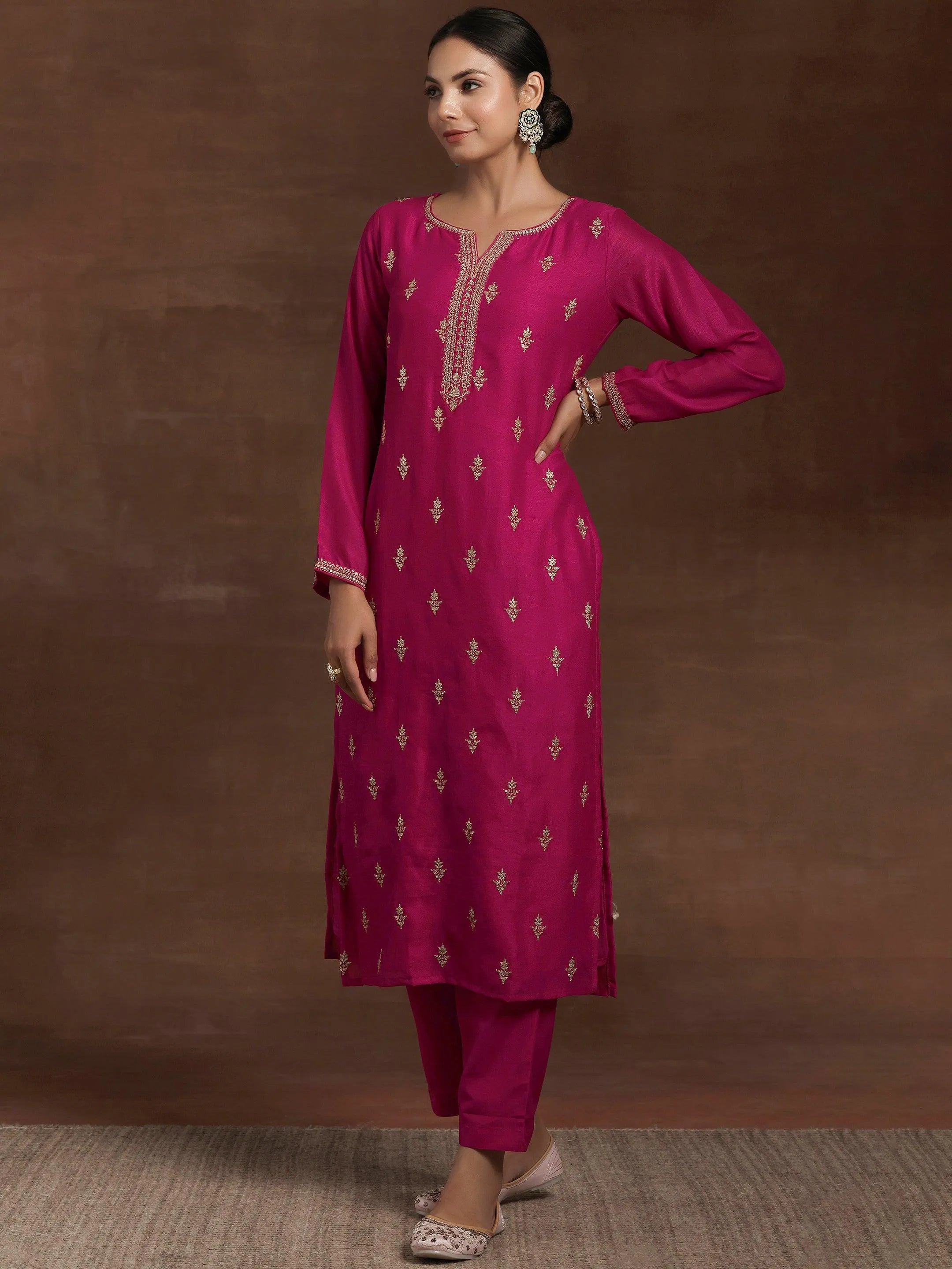 Pink Embroidered Silk Blend Straight Suit With Dupatta