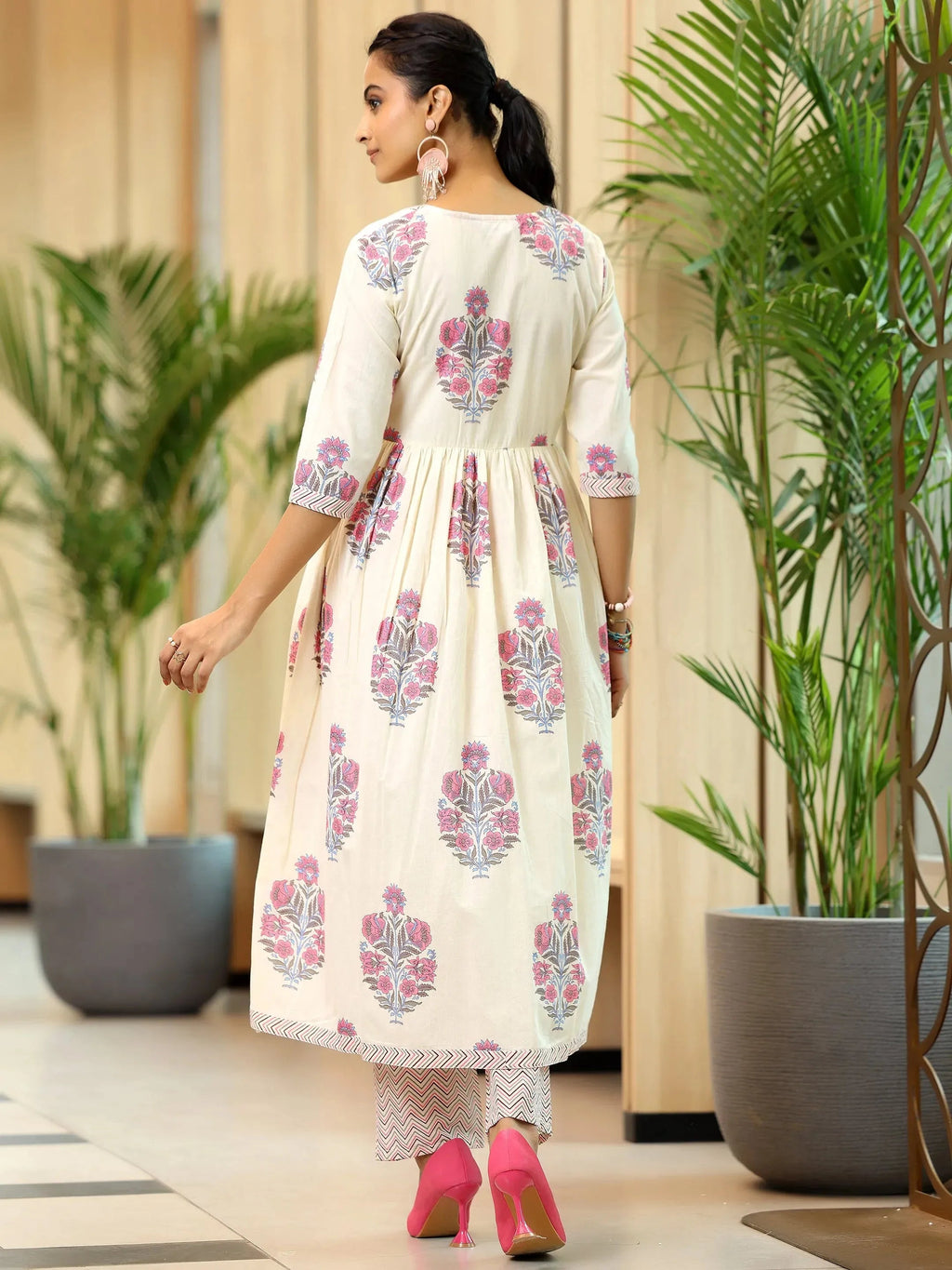 Off white Printed Cotton Straight Kurta Set