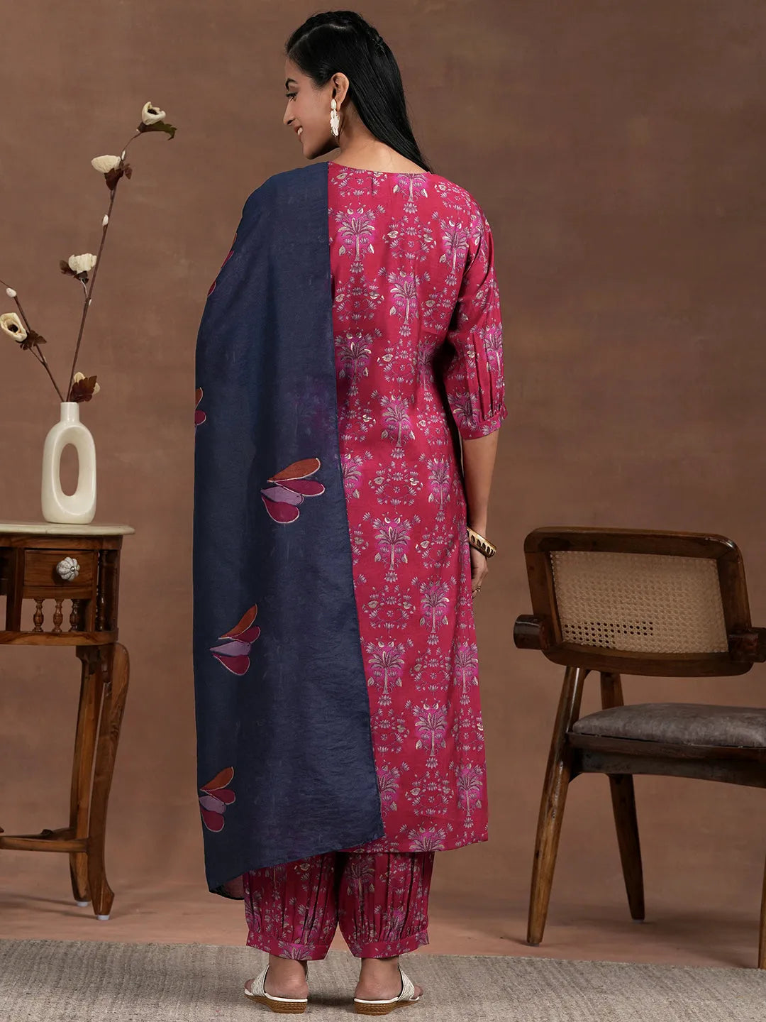 Pink Printed Silk Blend Straight Suit With Dupatta