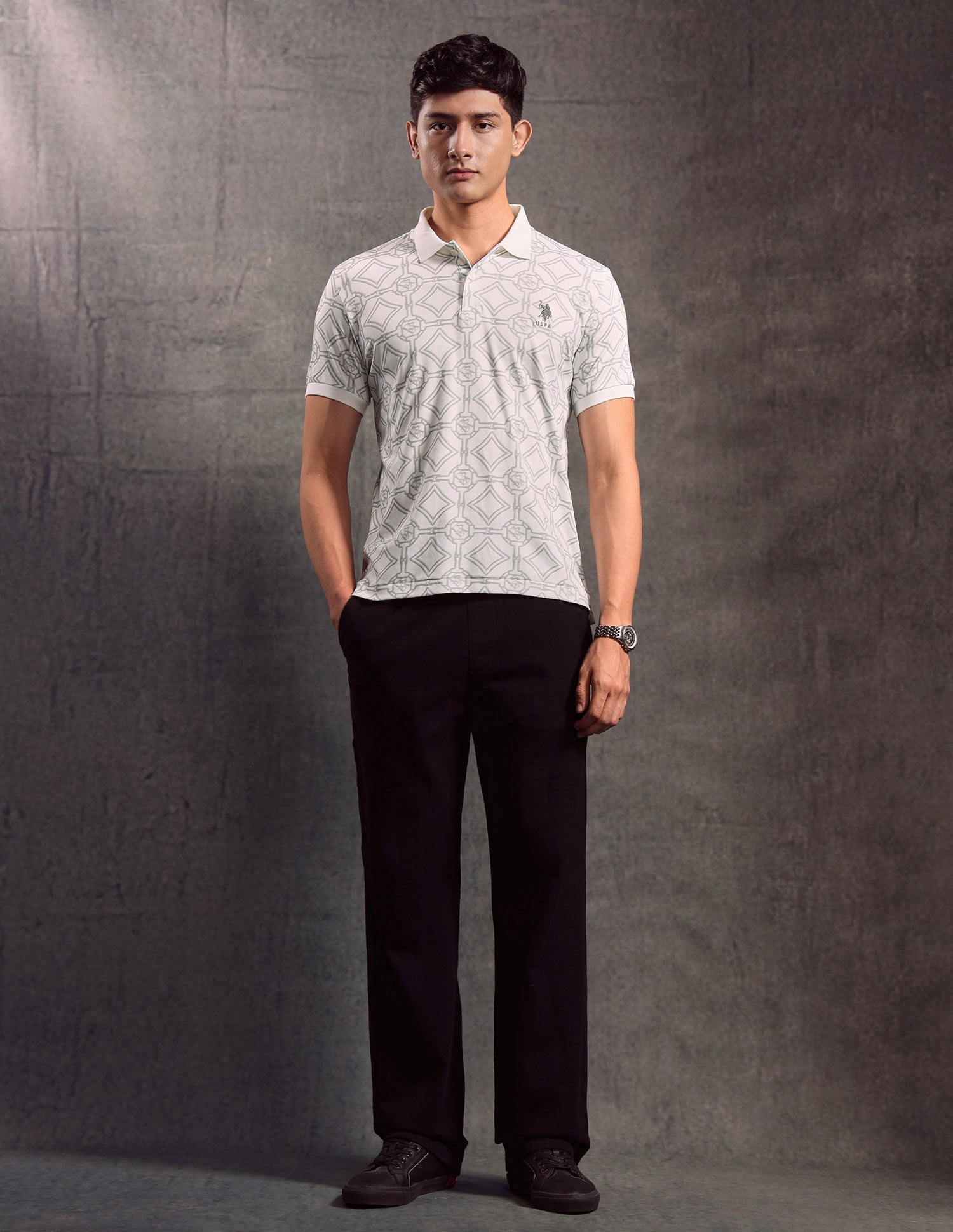 Geometric Printed Muscle Fit Polo shirt