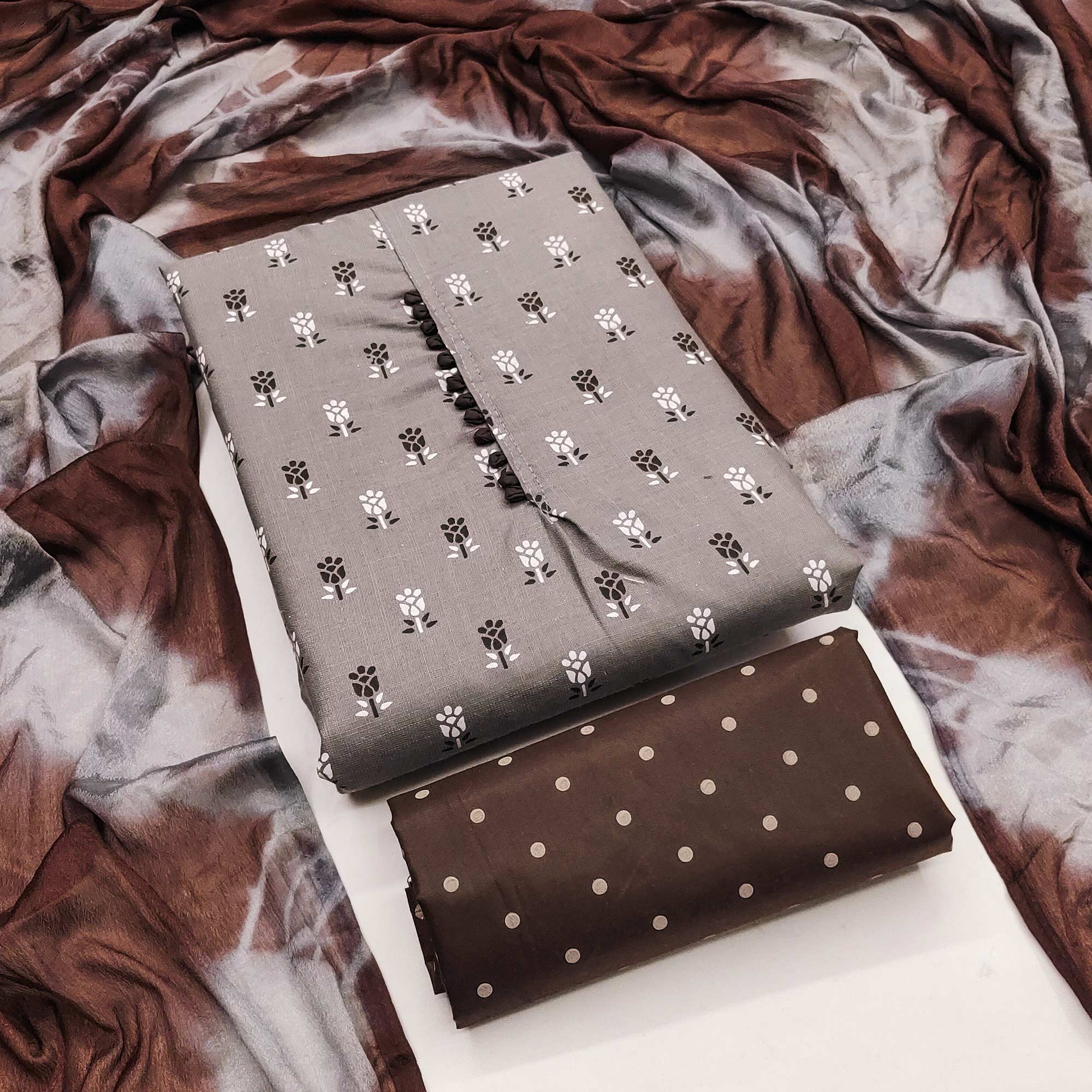 Elegant Light Grey Floral Printed Cotton Blend Dress Material