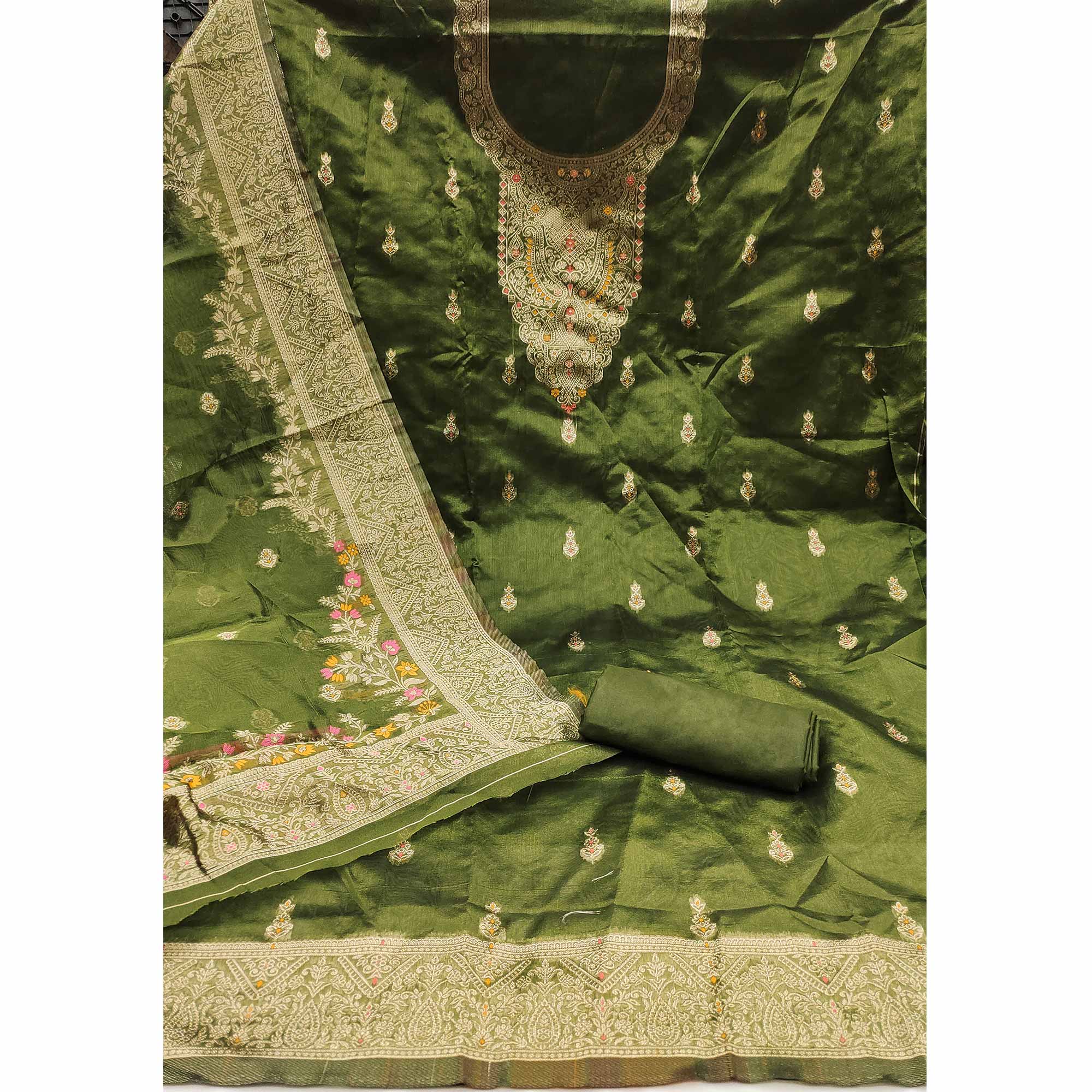 Green Chanderi Silk Fabric with Intricate Floral Zari Woven Detailing