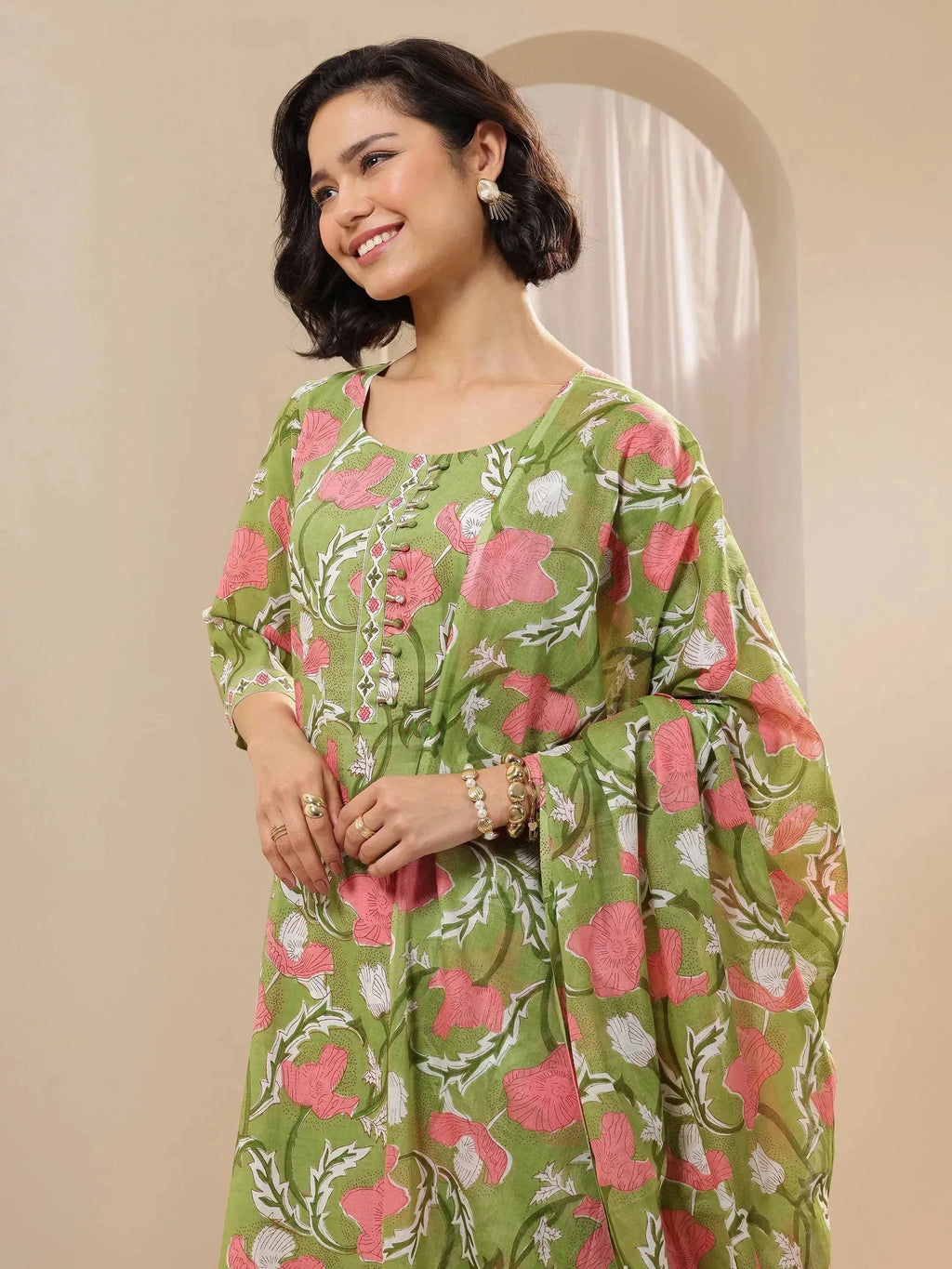 Green Printed Cotton Straight Suit Sets With Dupatta
