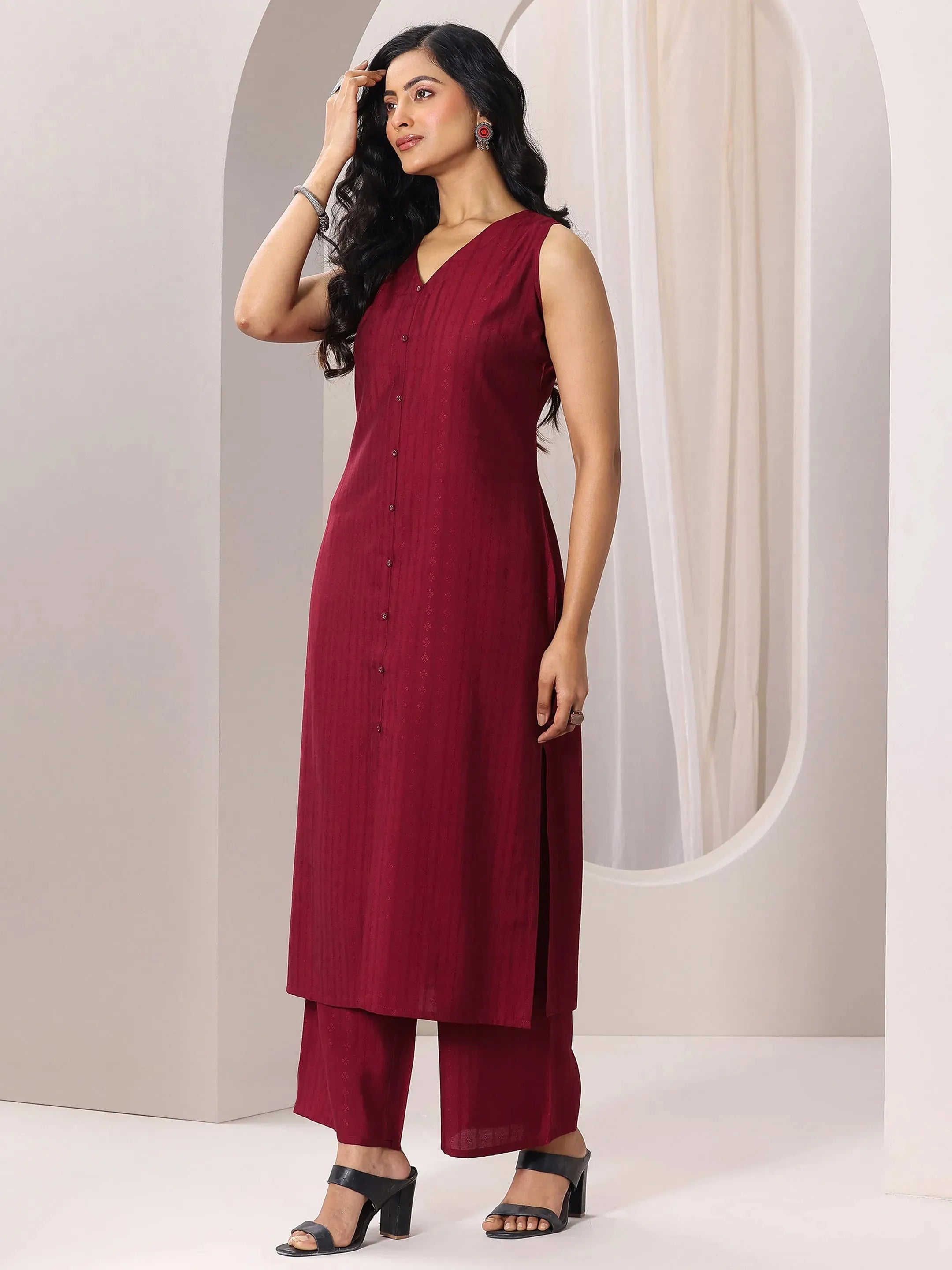 Maroon Woven Design Silk Blend Straight Suit Set With Dupatta