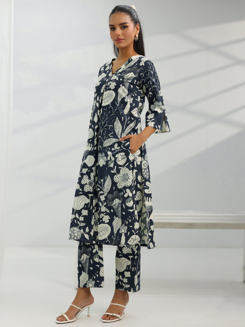 Grey Printed Cotton Straight Kurta Set