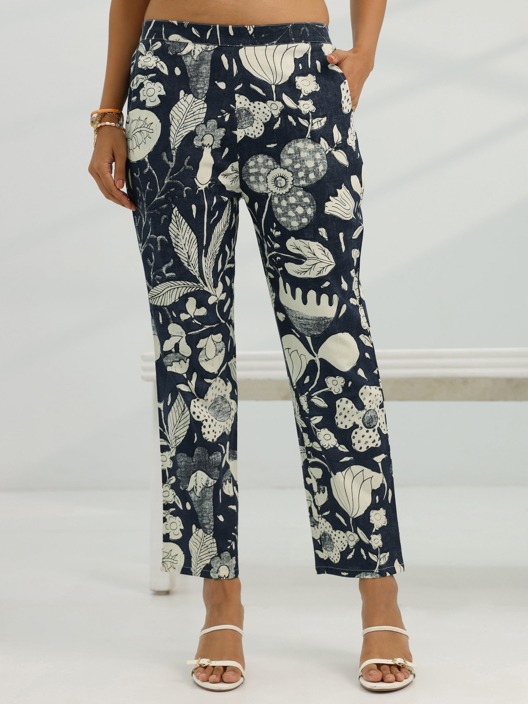 Grey Printed Cotton Straight Kurta Set