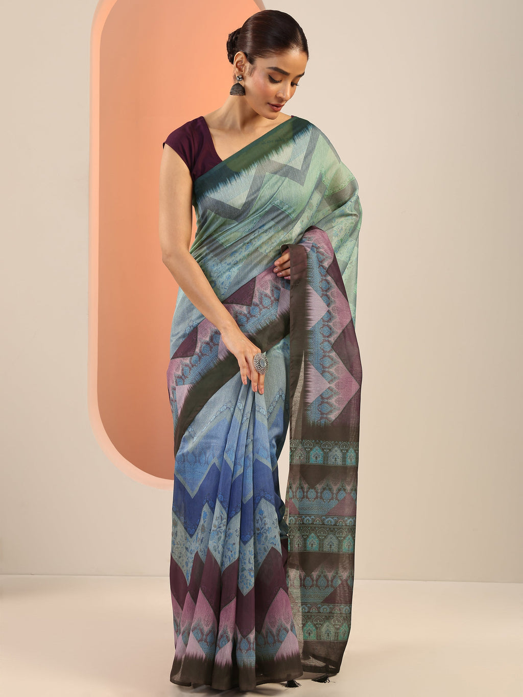 Green Printed Silk Saree With Unstitched Blouse Piece