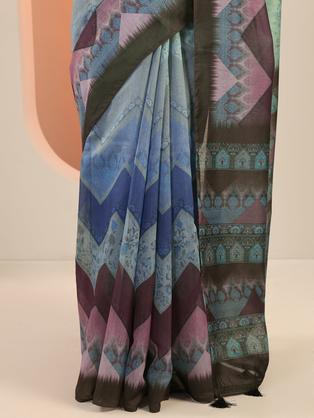 Green Printed Silk Saree With Unstitched Blouse Piece