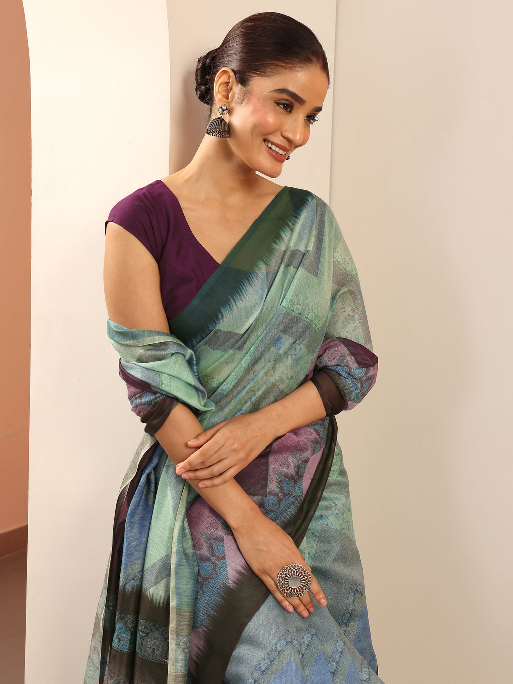 Green Printed Silk Saree With Unstitched Blouse Piece
