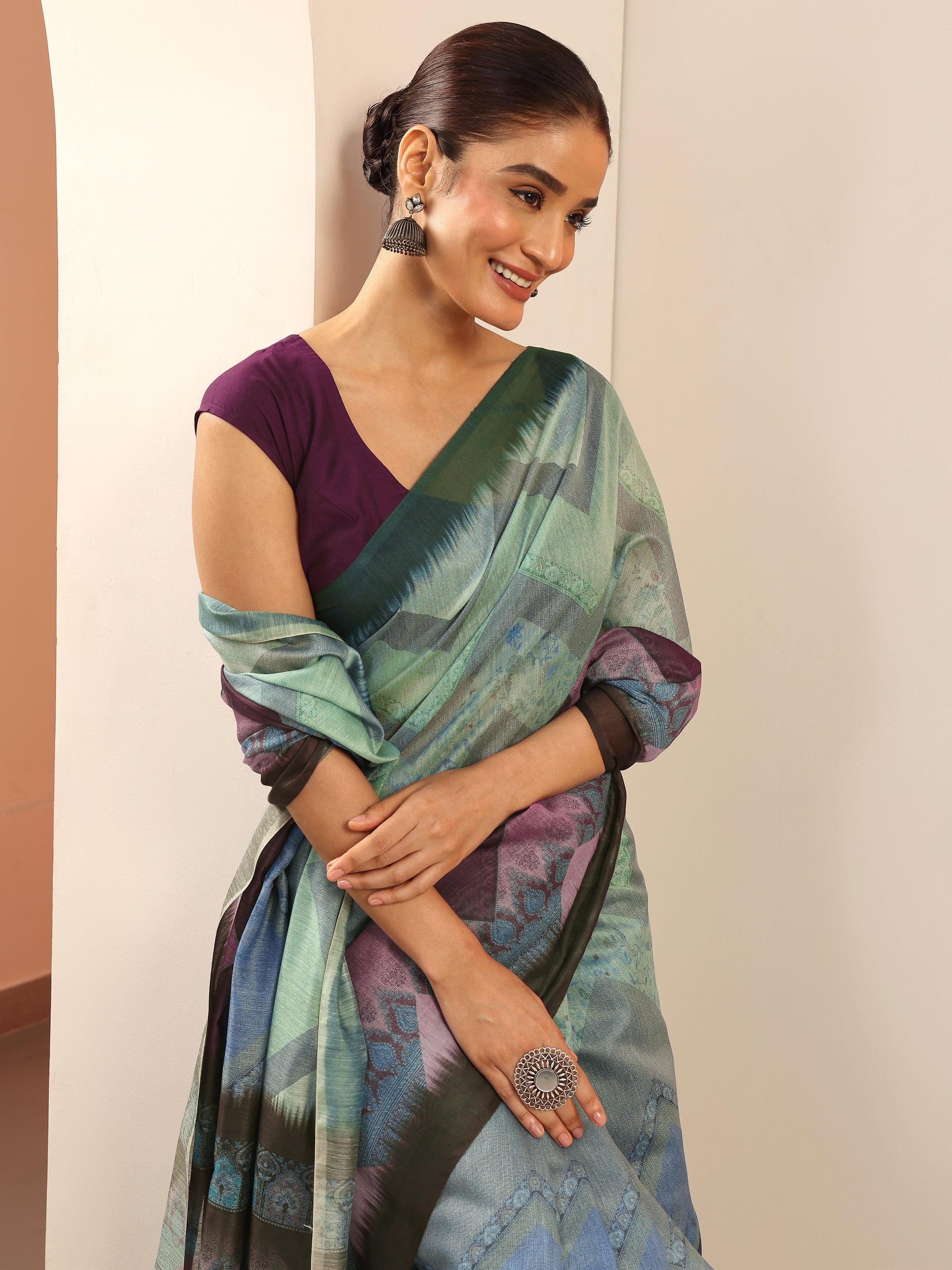 Green Printed Silk Saree With Unstitched Blouse Piece