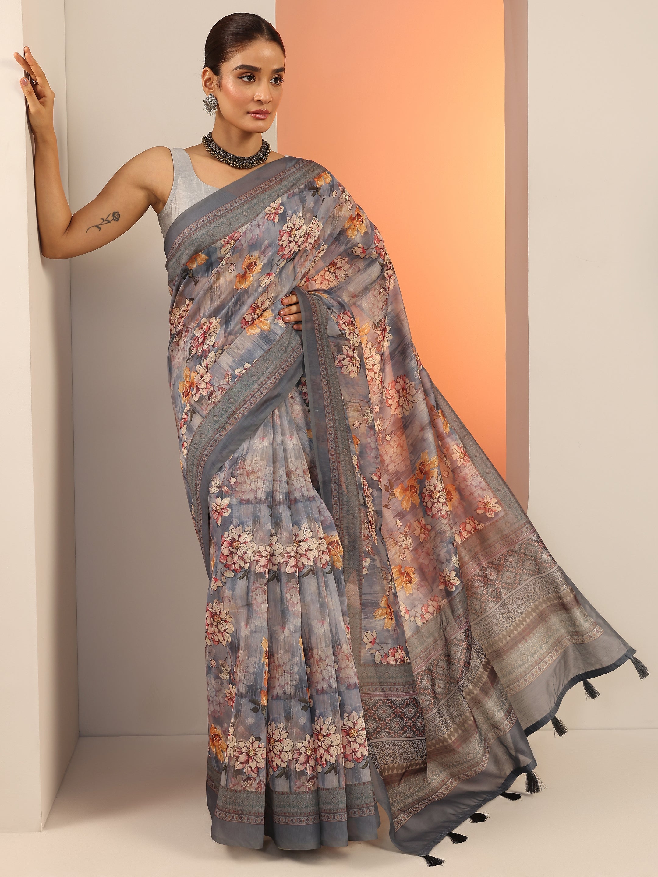 Blue Printed Silk Saree With Unstitched Blouse Piece