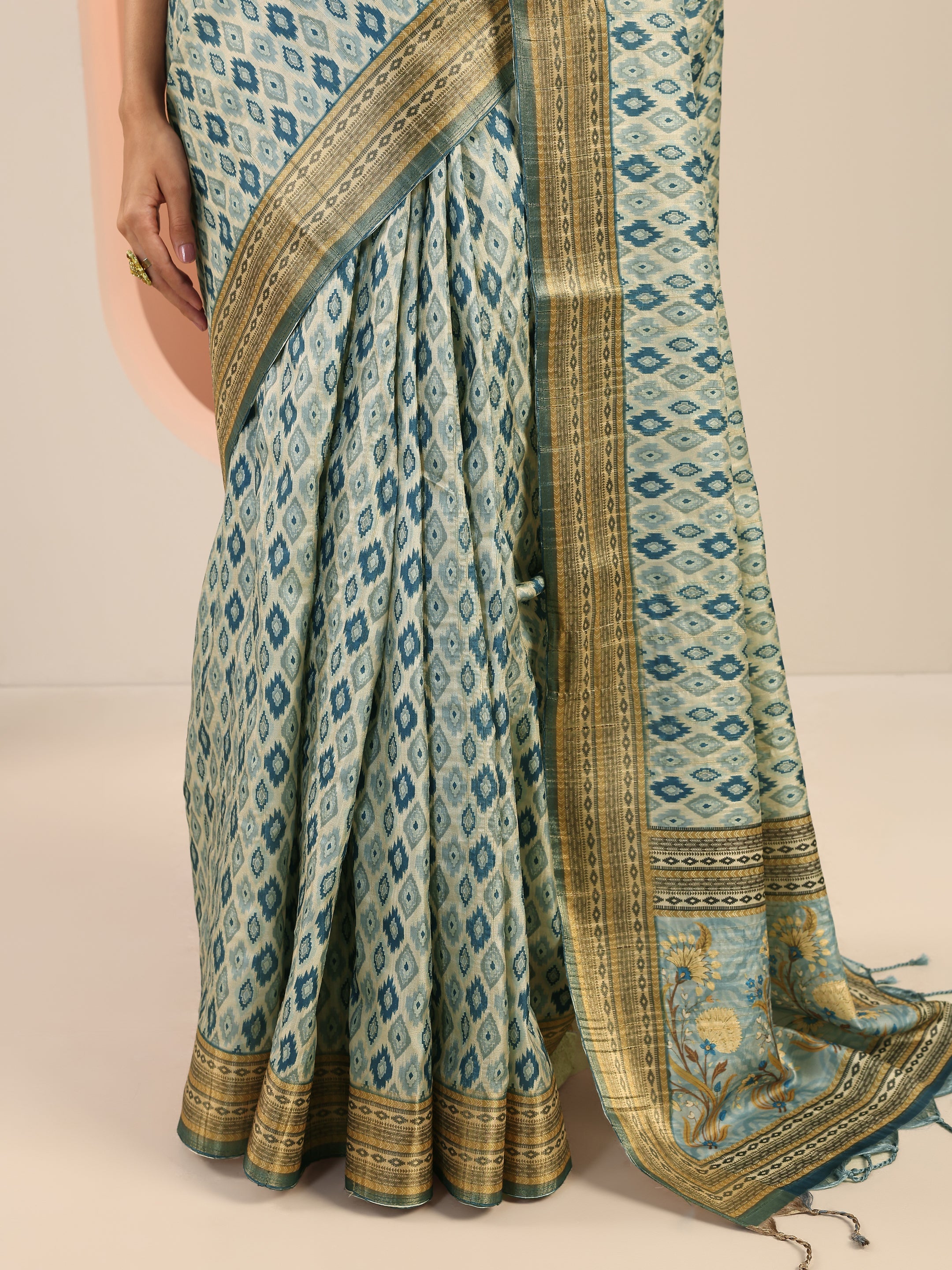 Blue Woven Design Silk Saree With Unstitched Blouse Piece