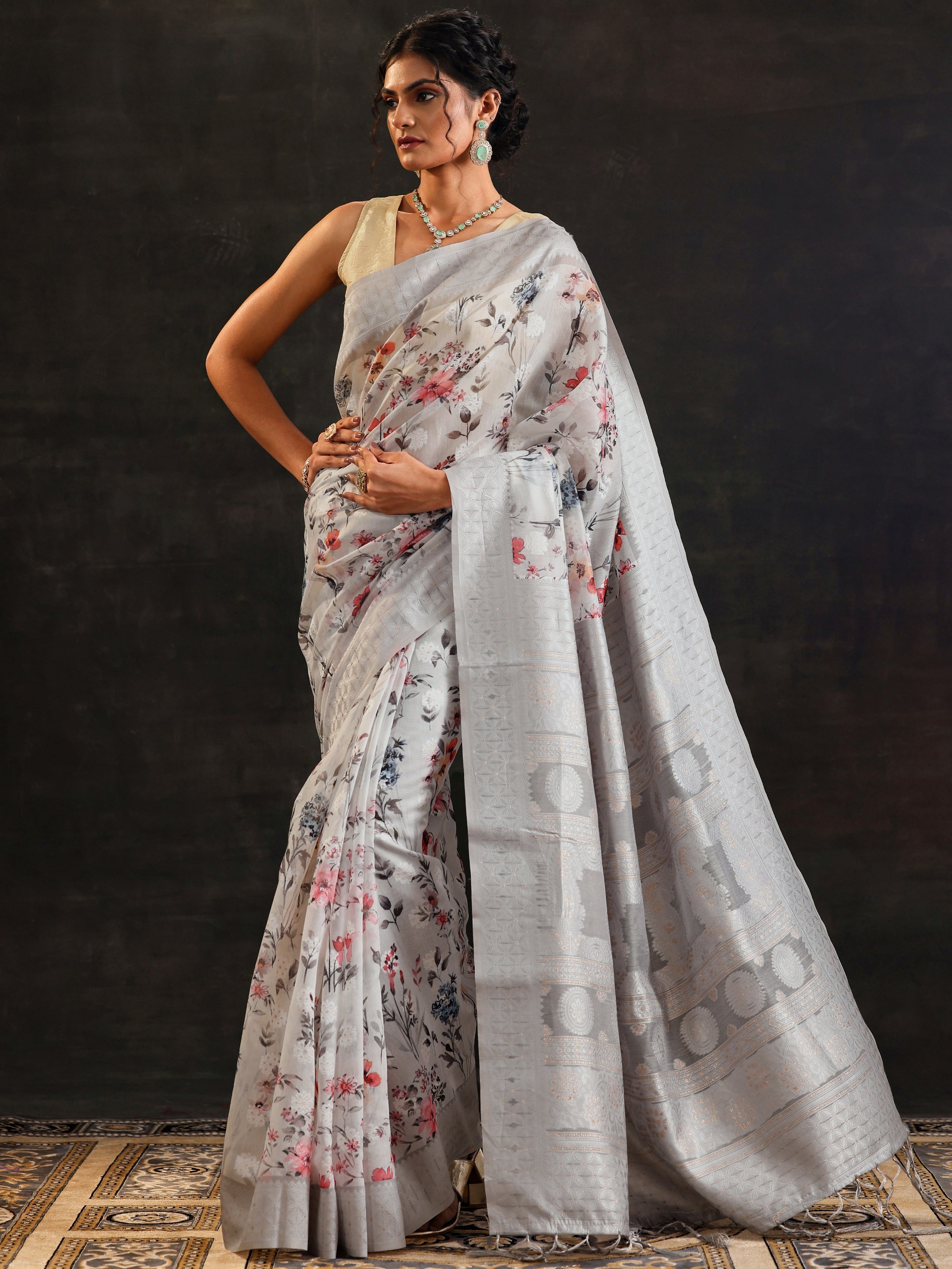 Grey Printed Chanderi Saree With Unstitched Blouse Piece