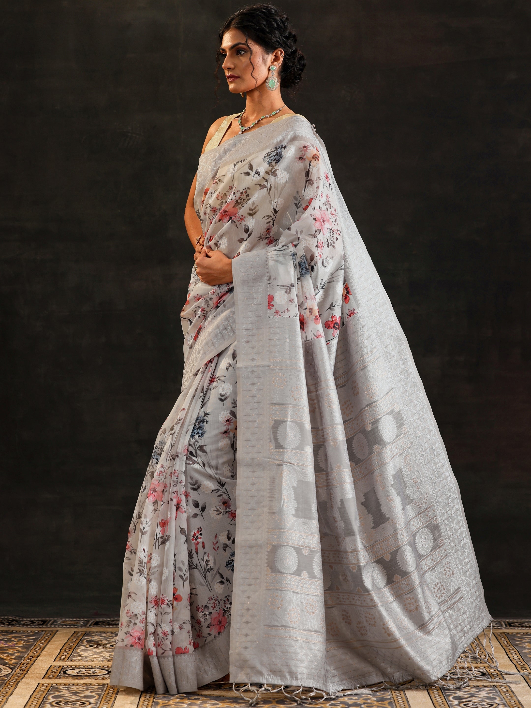 Grey Printed Chanderi Saree With Unstitched Blouse Piece